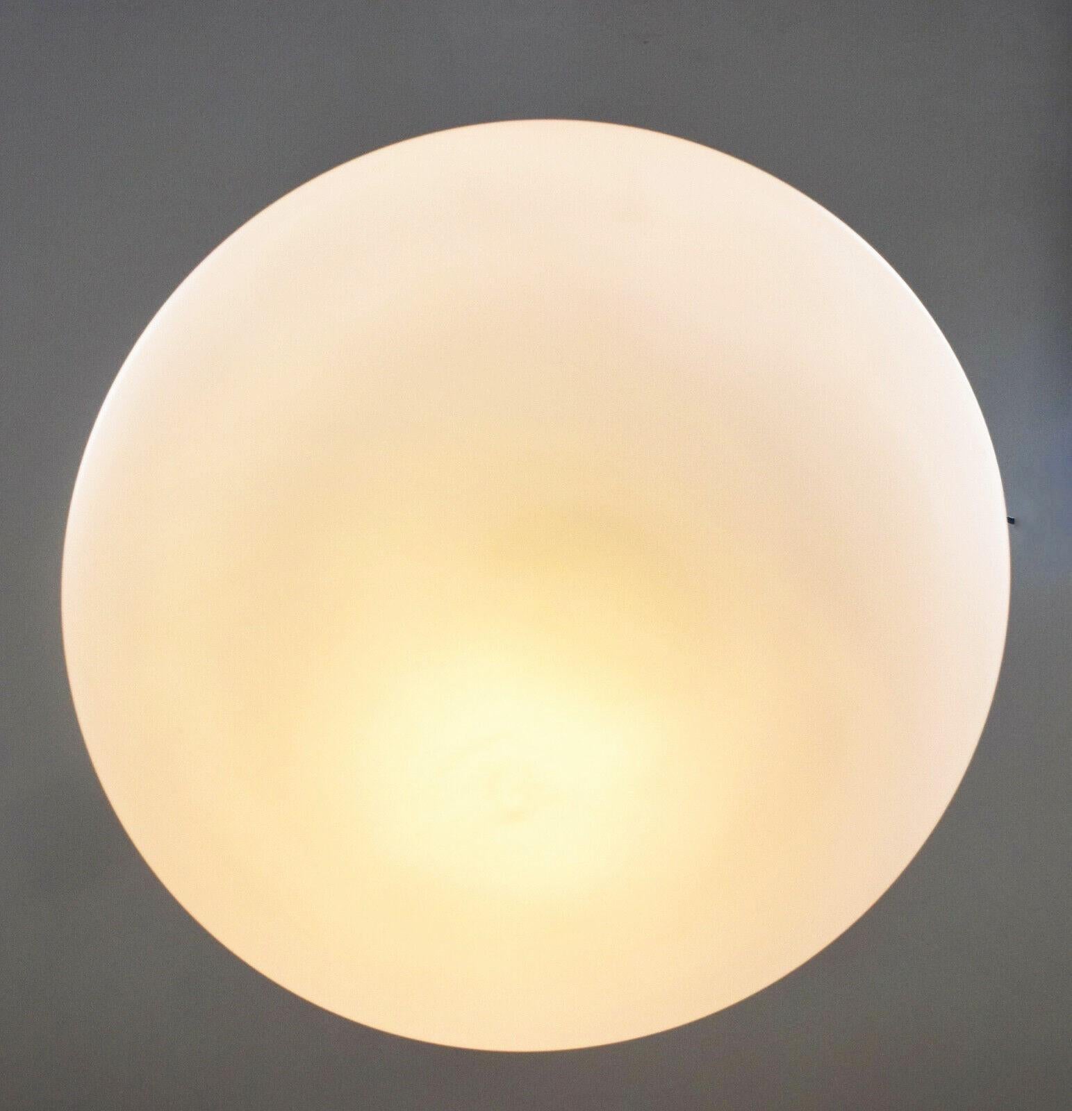 Large Pendant by Arredoluce, Italy, 1950s, Brushed Satin Glass Diffuser For Sale 3
