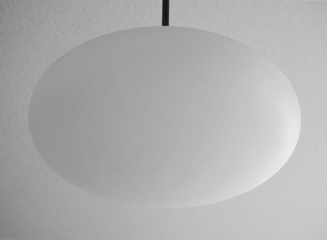 Large Pendant by Arredoluce, Italy, 1950s, Brushed Satin Glass Diffuser In Good Condition For Sale In Frankfurt am Main, DE