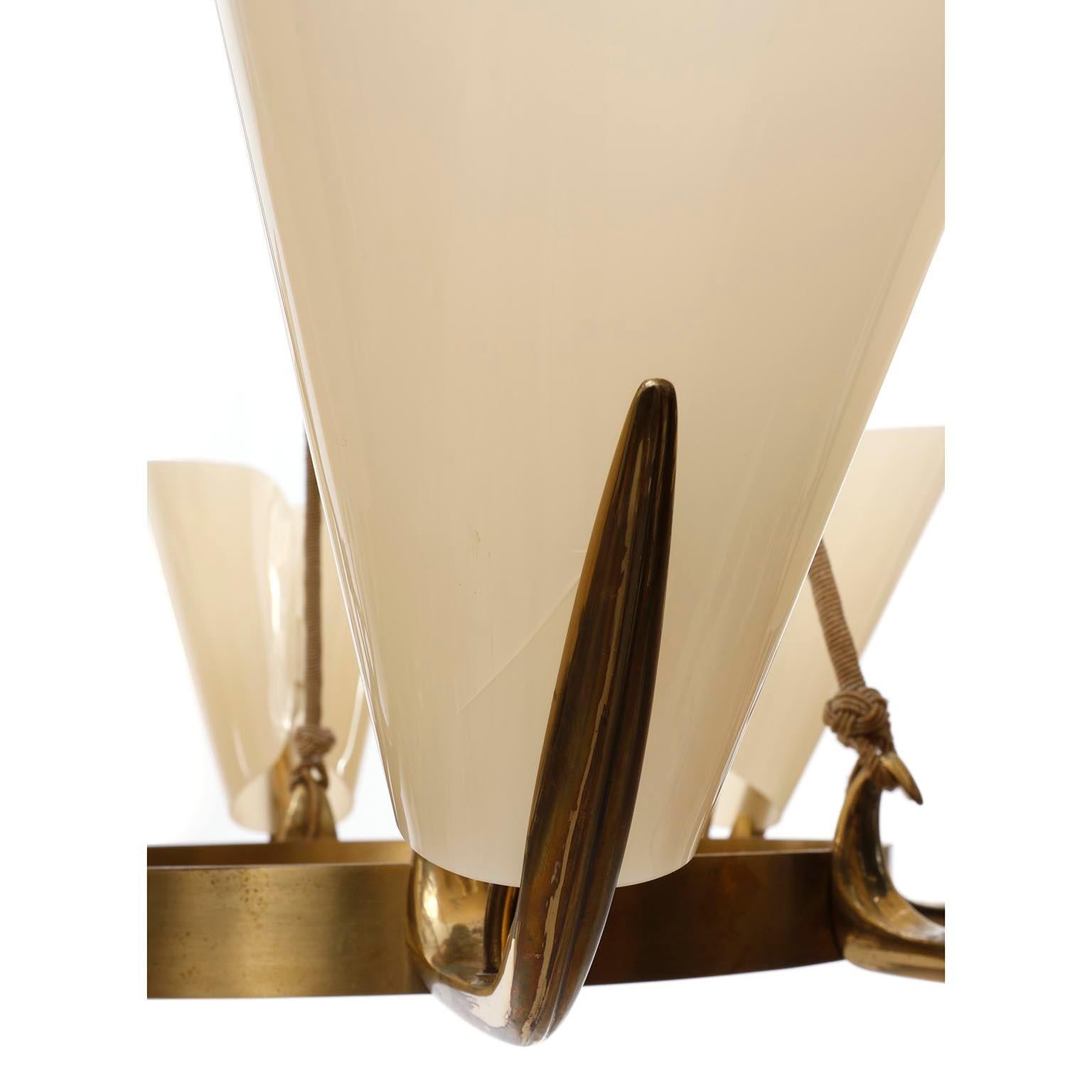 Large Pendant Chandelier, Brass Champagne Amber Plexiglass Acryl Glass, 1960 For Sale 2