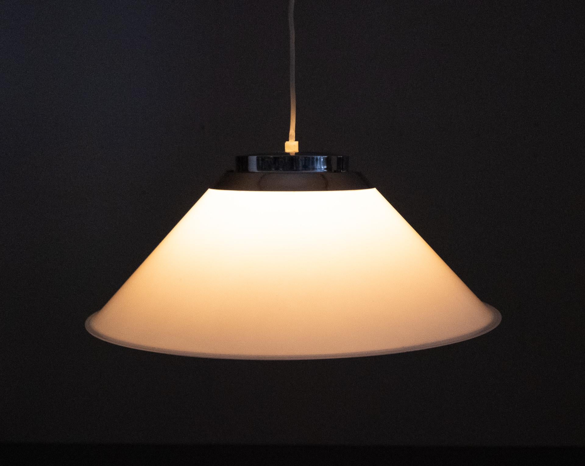 Grande lampe à suspension Atelj Lyktan, années 1970 en vente 2