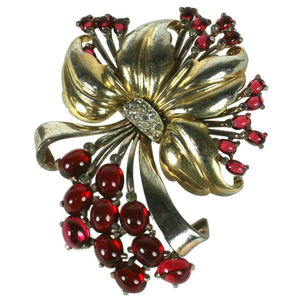 Large Pennino Retro Ruby Spray For Sale