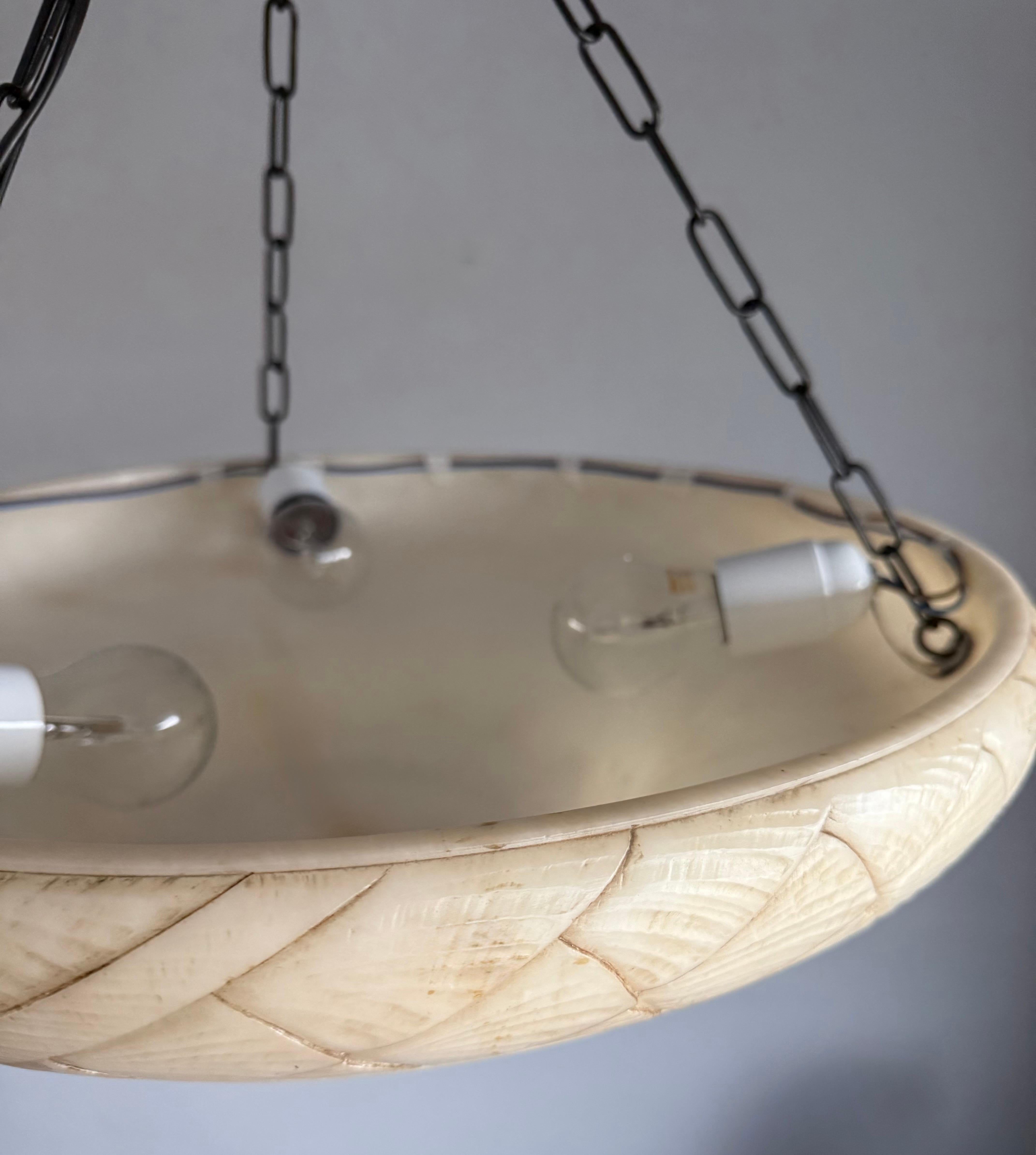 Lampada a sospensione in alabastro antico, grande e perfettamente bilanciata, realizzata a mano in vendita 12