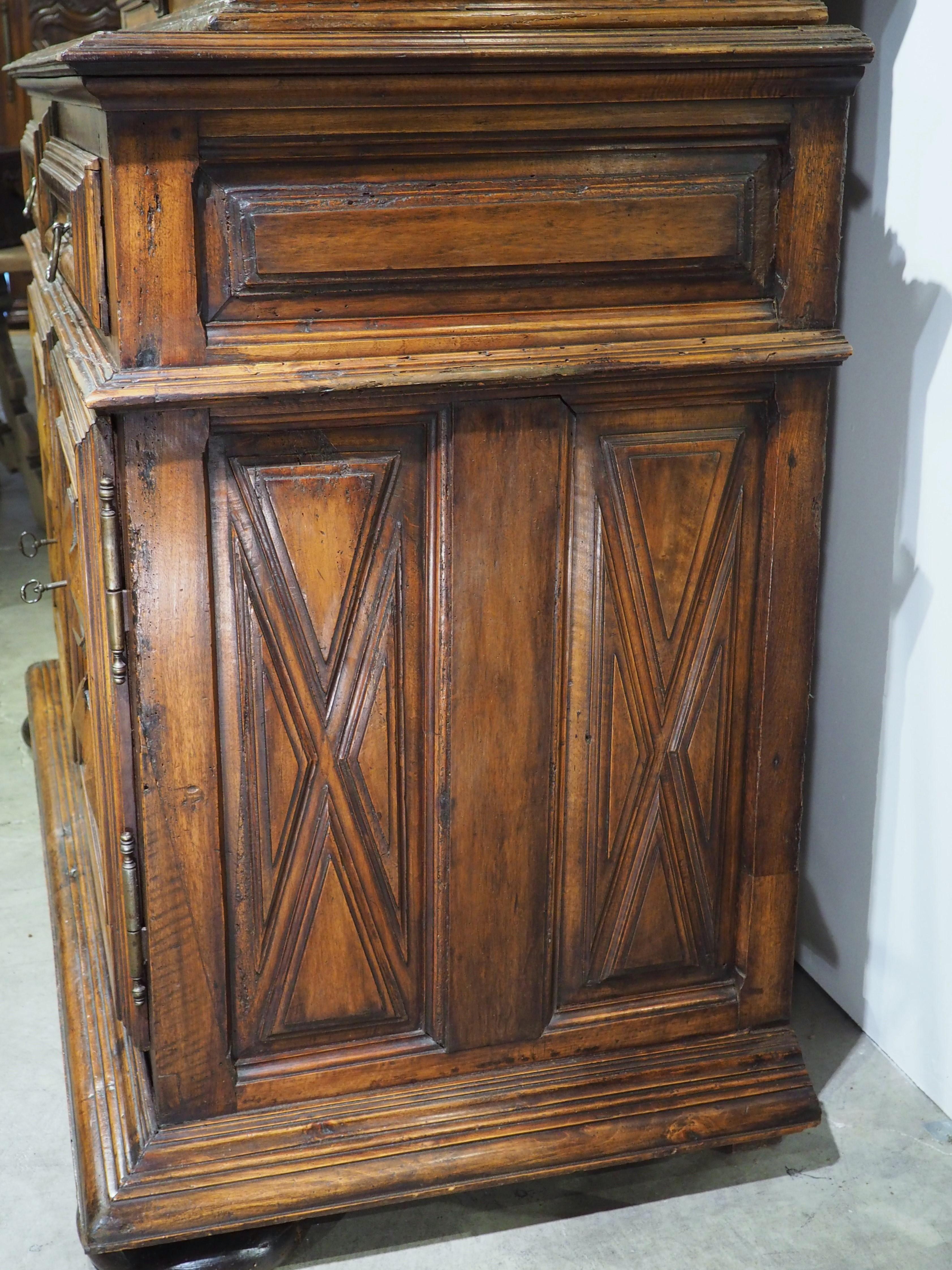 Large Period Louis XIII 17th Century Walnut Wood Buffet Deux Corps from France For Sale 2