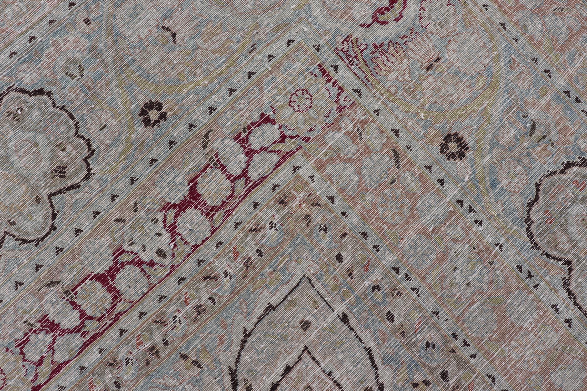 Großer großer antiker persischer Mashad-Teppich mit buntem Blumen- und Medaillonmuster im Angebot 9