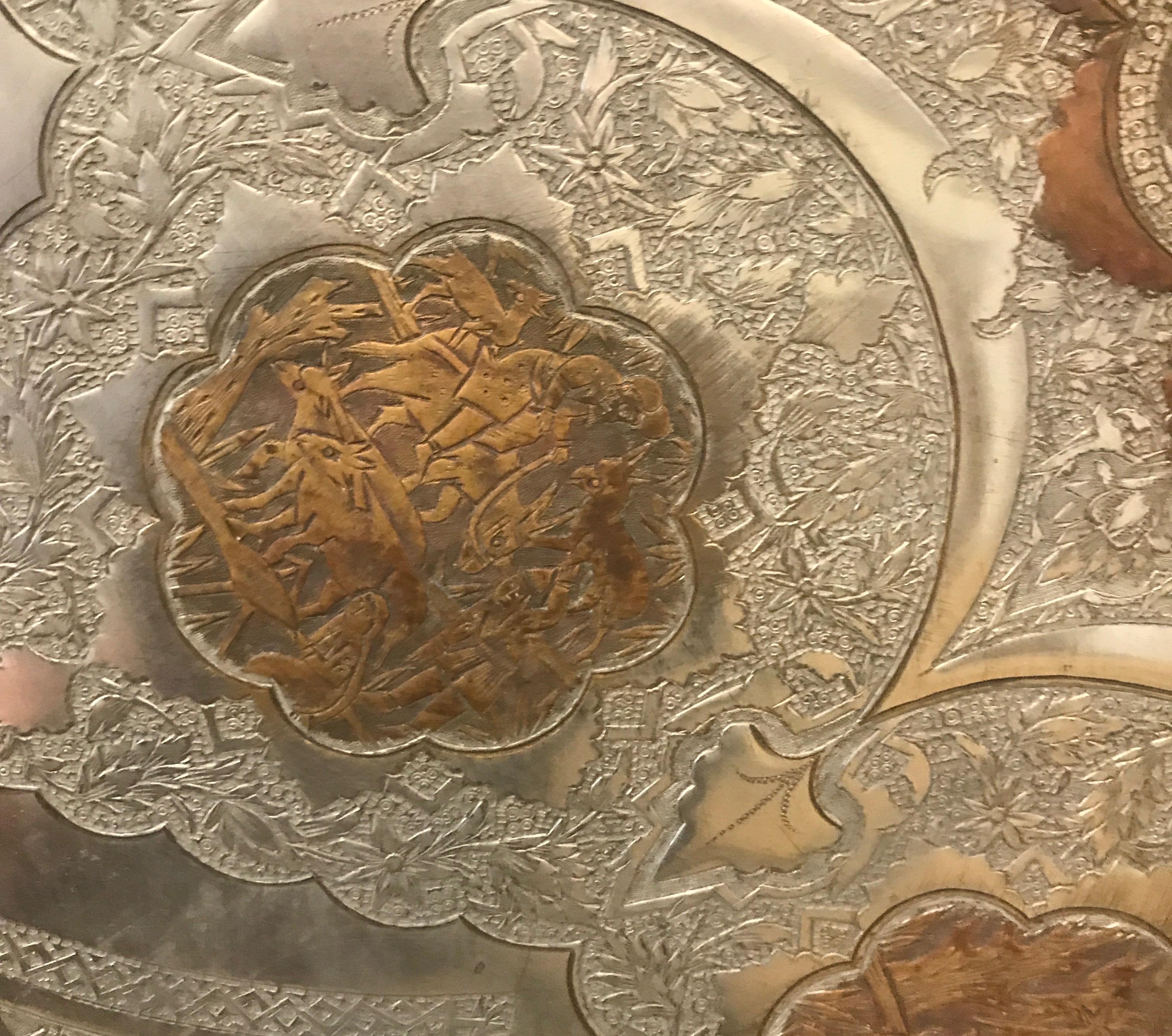 Fin du XIXe siècle Grand plateau persan islamique en cuivre teinté, fin du 19ème siècle en vente
