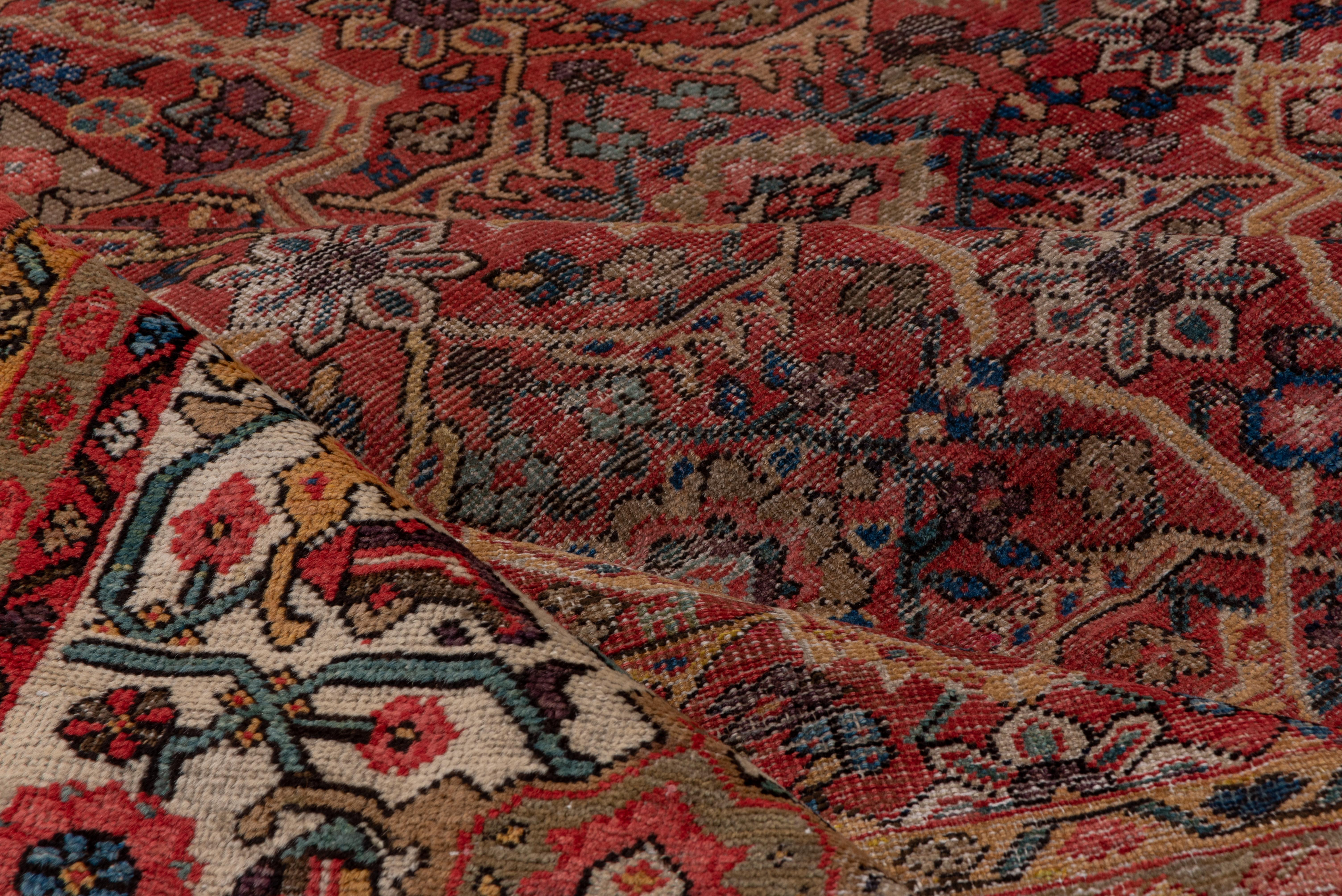 Large Persian Mahal Carpet, Coral Red Field In Good Condition For Sale In New York, NY