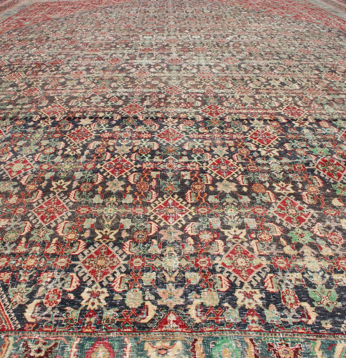 Colorful Large Persian Antique Qashqai rug with A Beautiful Tribal Motif Design For Sale 5