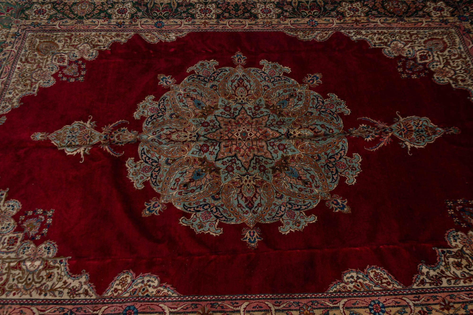20th Century Large Persian Wool Carpet Rug For Sale