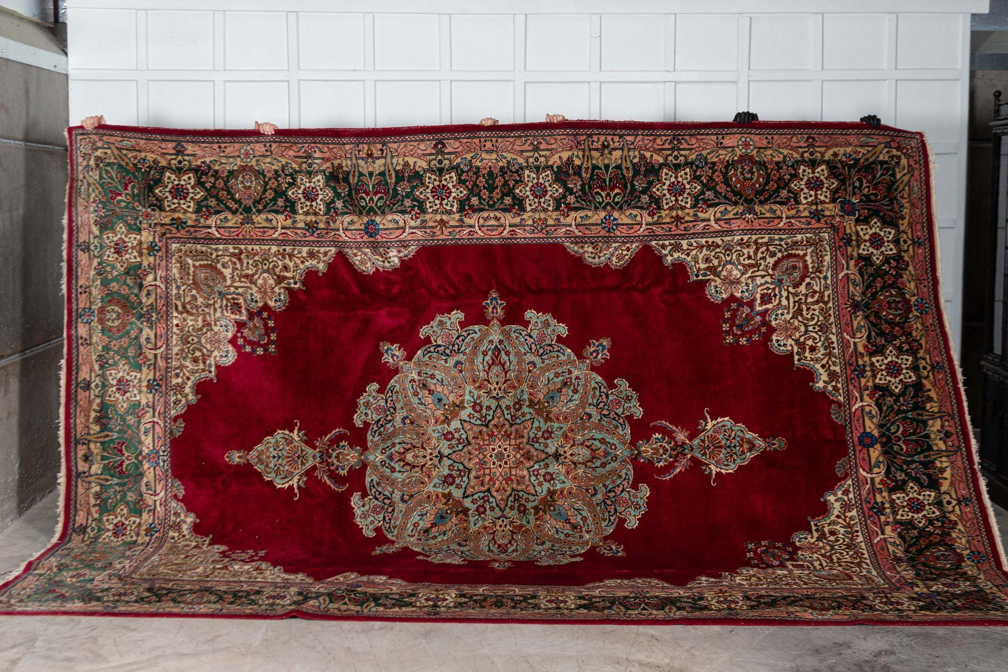 Large Persian Wool Carpet Rug For Sale 1