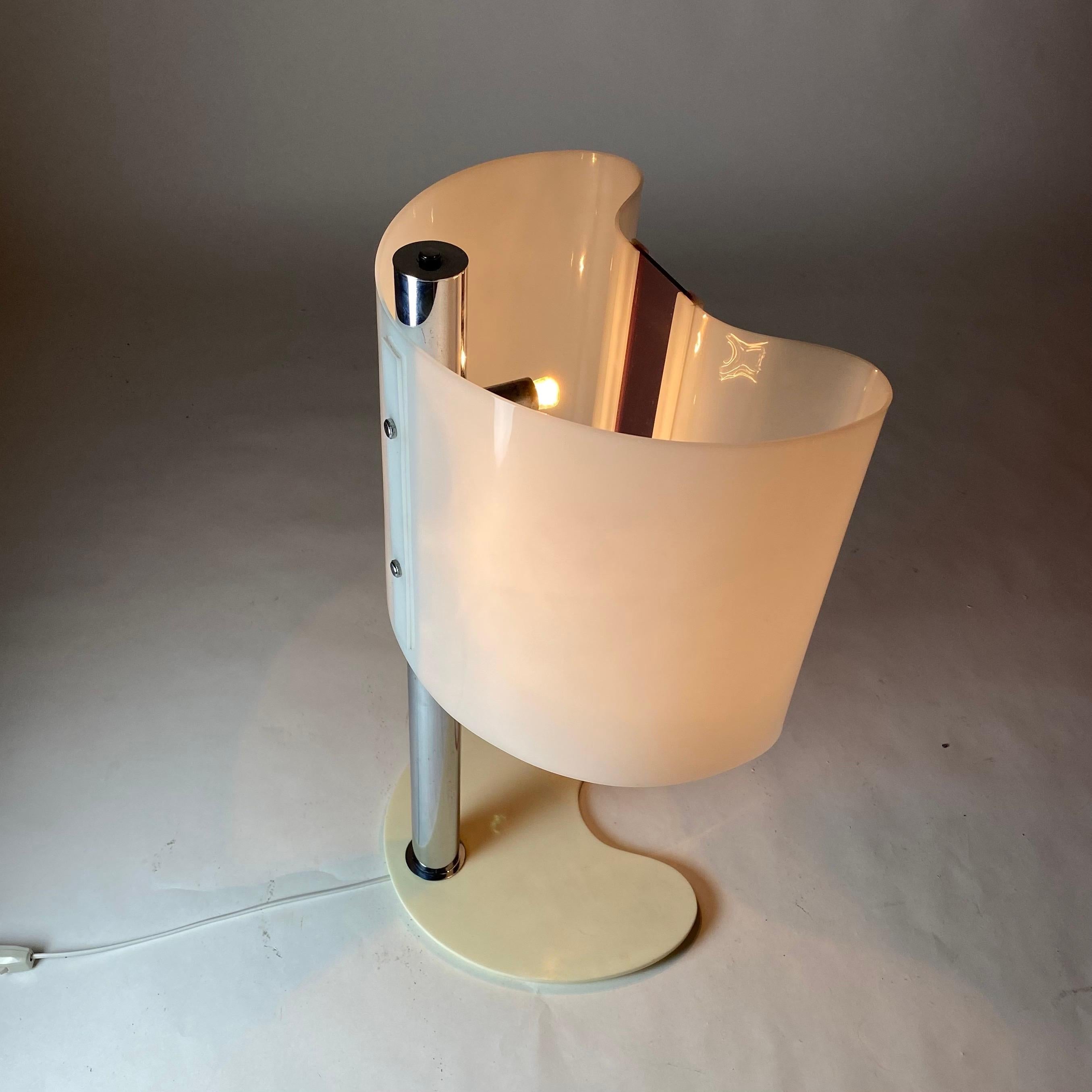 Chrome Grande lampe de bureau Perspex de Foscarini, Italie, années 1970