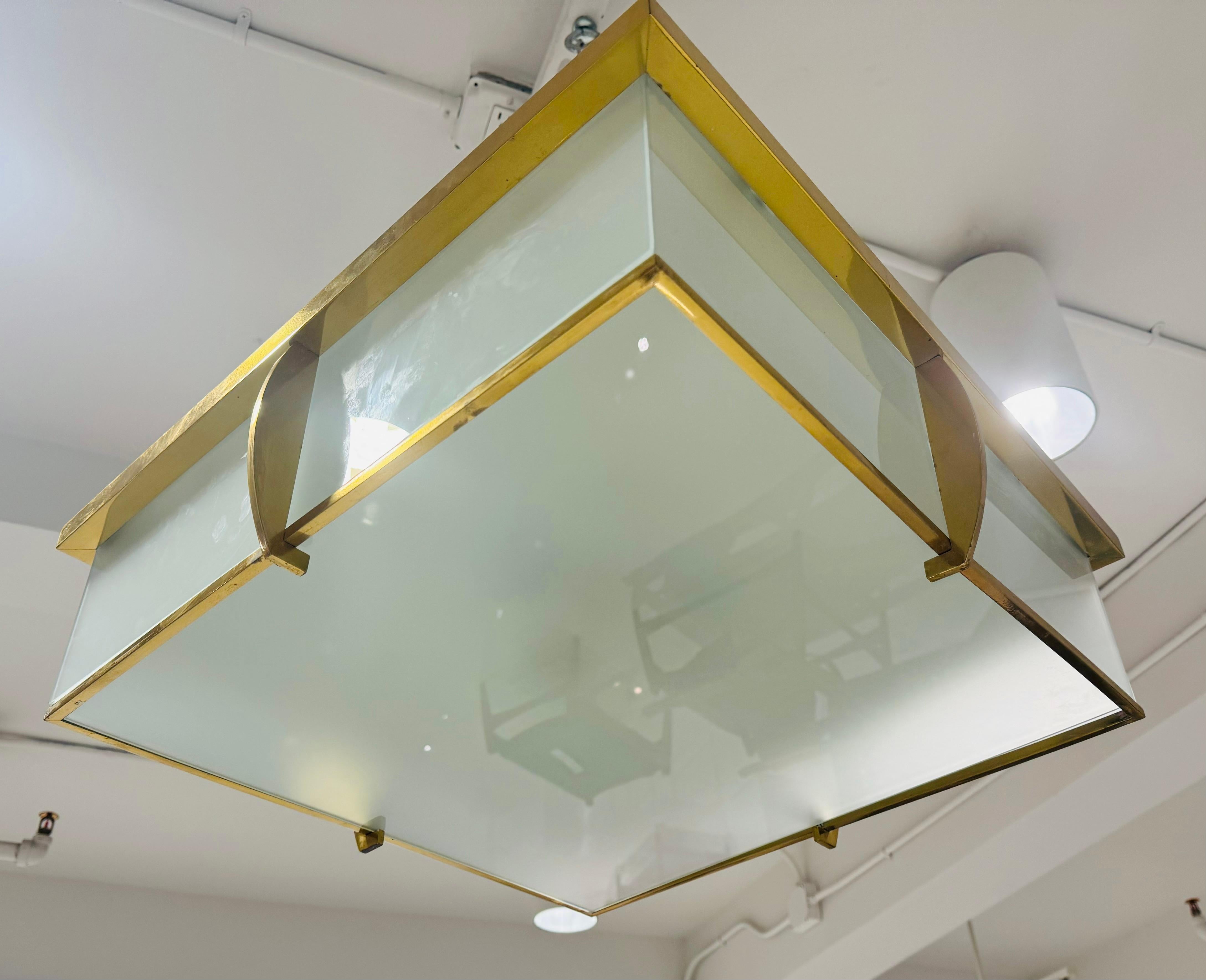 Grande lampada da soffitto a filo Perzel Art Deco francese degli anni '40 Due In condizioni ottime in vendita a New York, NY