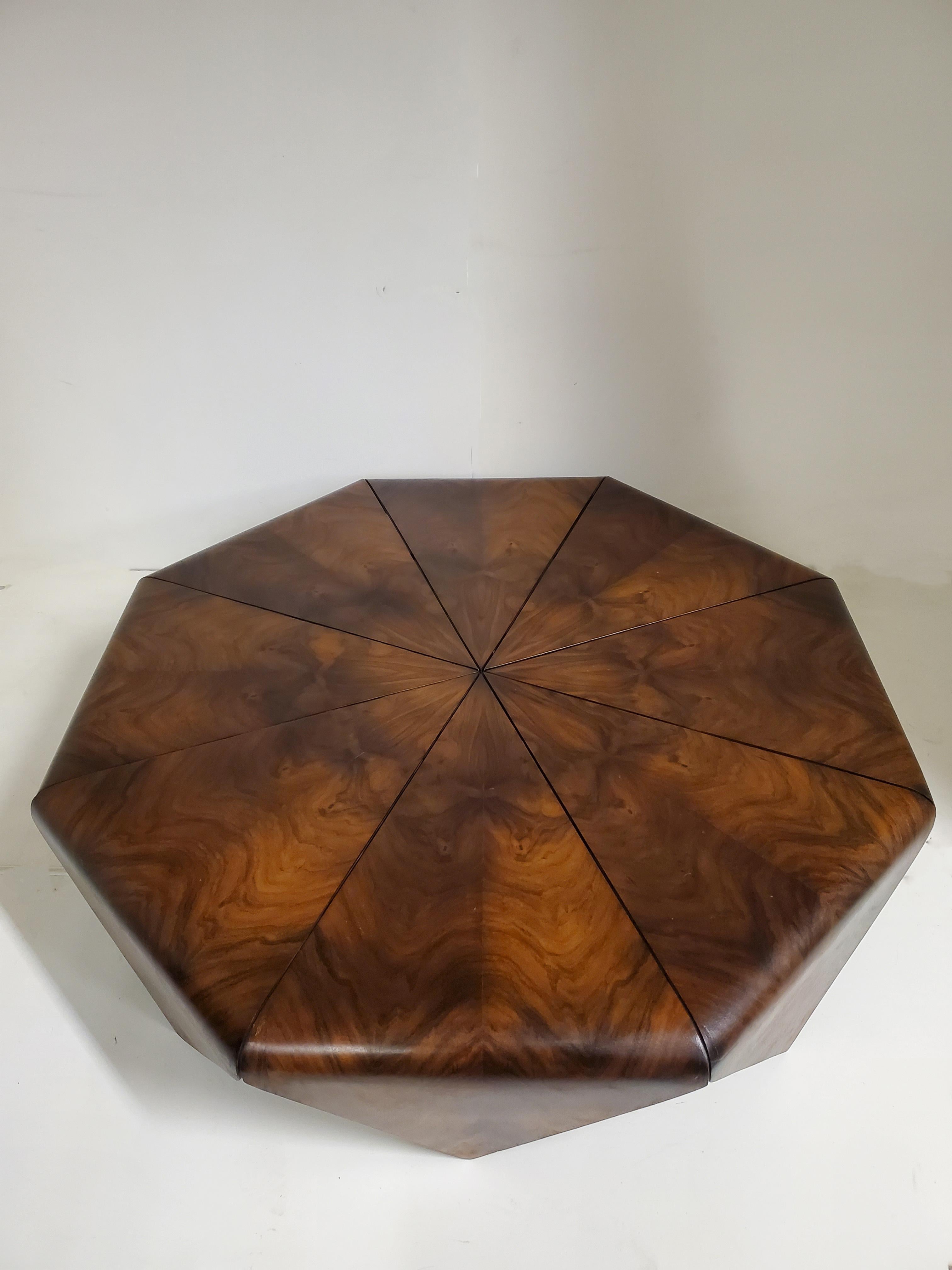 Large Petalas Coffee /Cocktail / Chabudai Table L'atelier Jorge Zalszupin 2