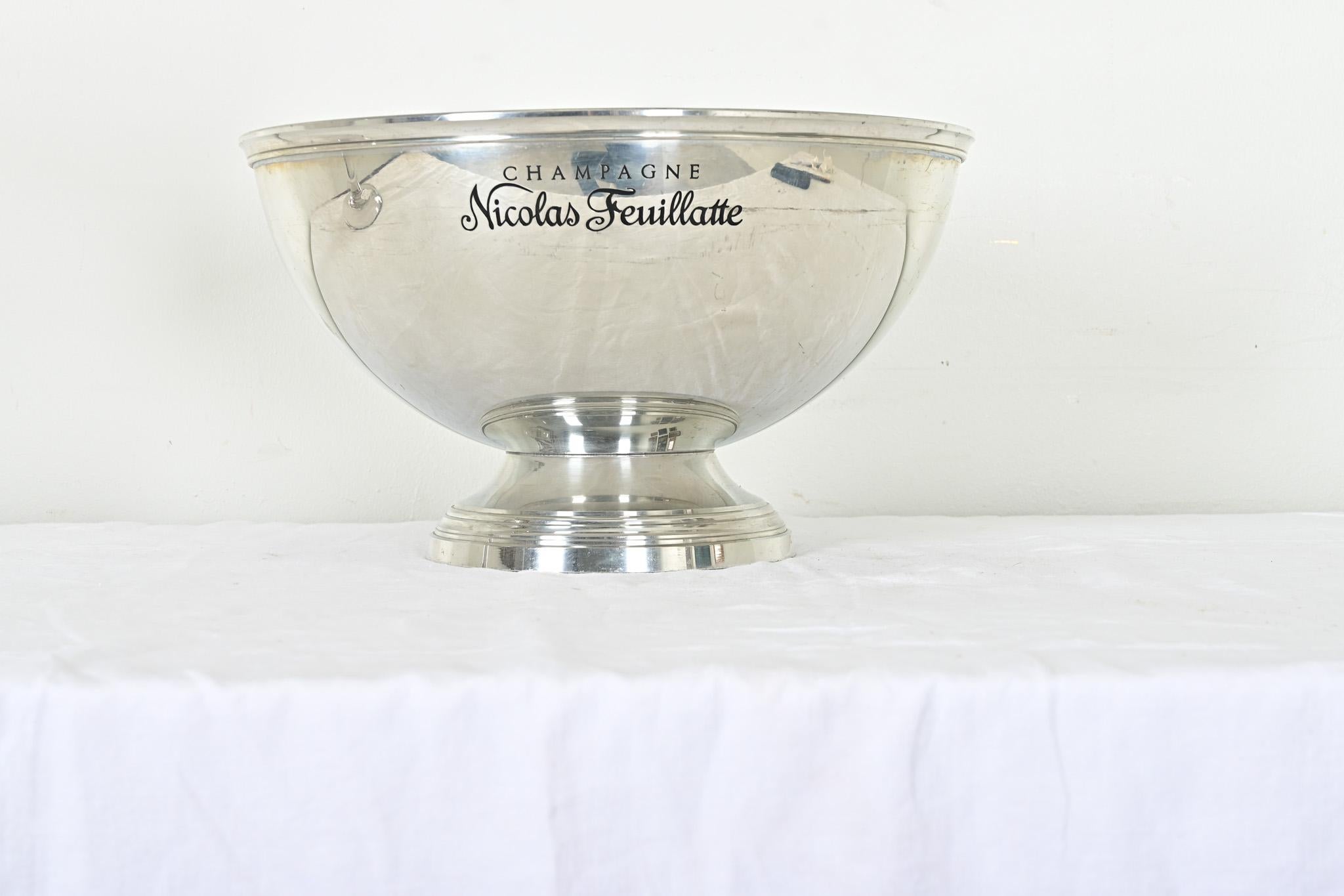 Champañera grande de peltre Otro en venta