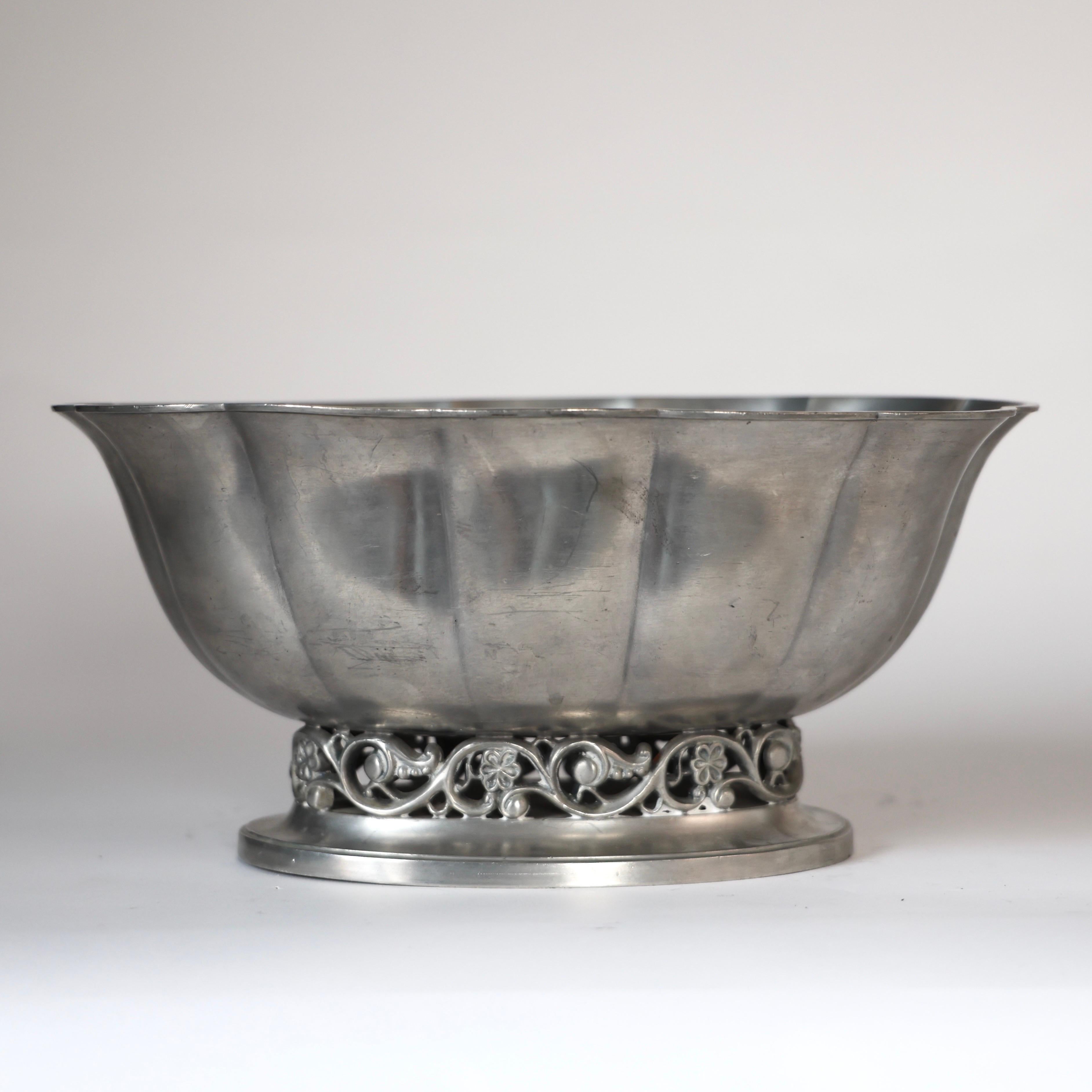 Grande jardinière en étain par Just Andersen, années 1920, Danemark Bon état - En vente à Værløse, DK