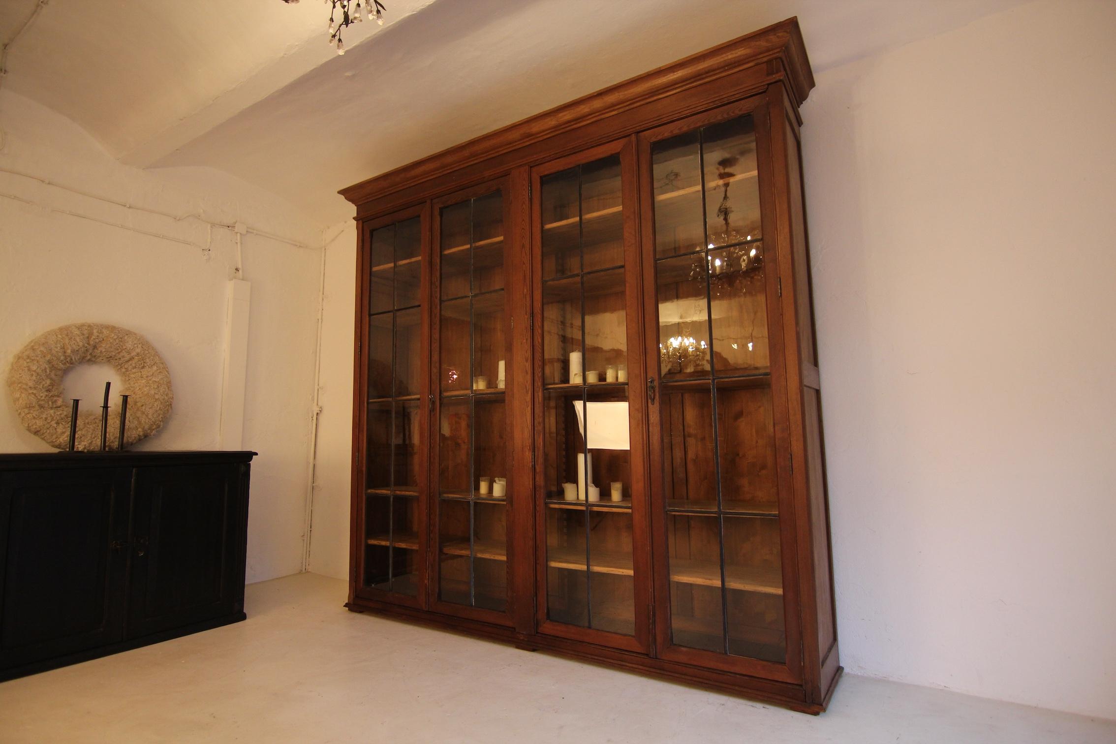 Large Pharmacist Shop Display Cabinet or Bookcase from around 1900 In Good Condition In Dusseldorf, DE