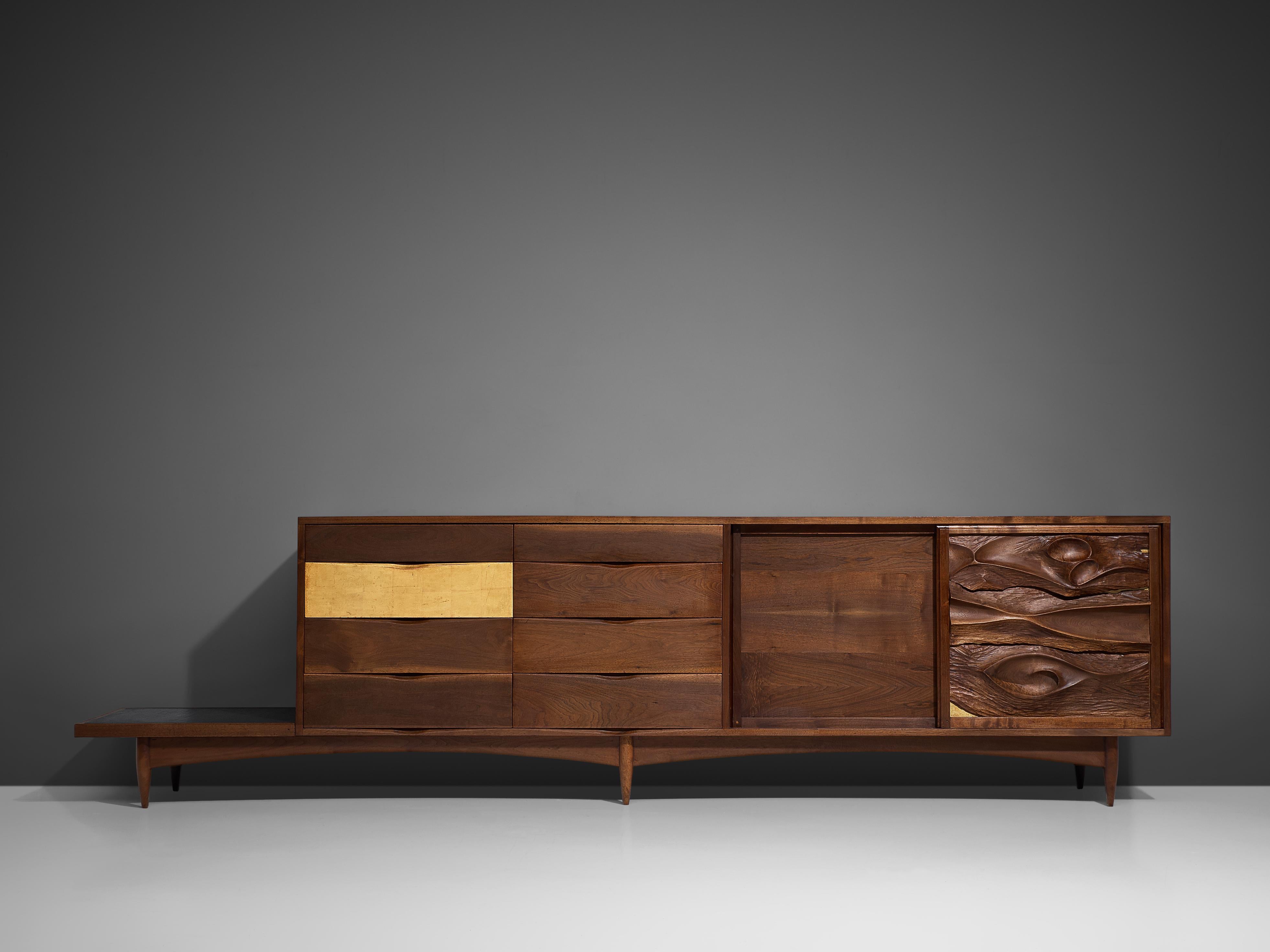 Large Phillip Lloyd Powell Sideboard in Solid American Walnut and Gold Leaf In Good Condition In Waalwijk, NL