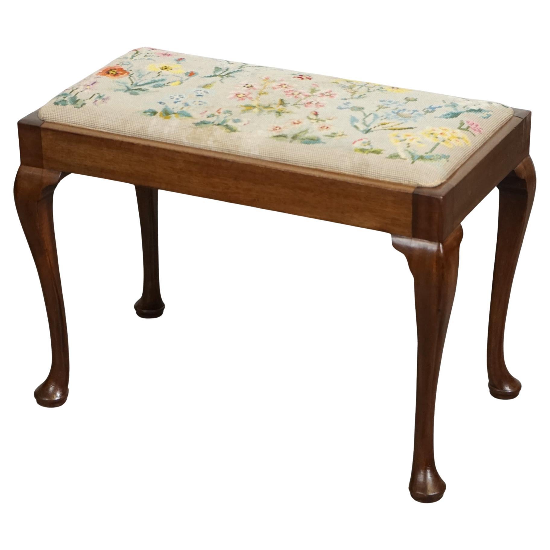 LARGE PIANO DRESSING TABLE STOOL WITH FLOWER STITCHWORK WITH QUEEN ANNE LEGS j1 For Sale