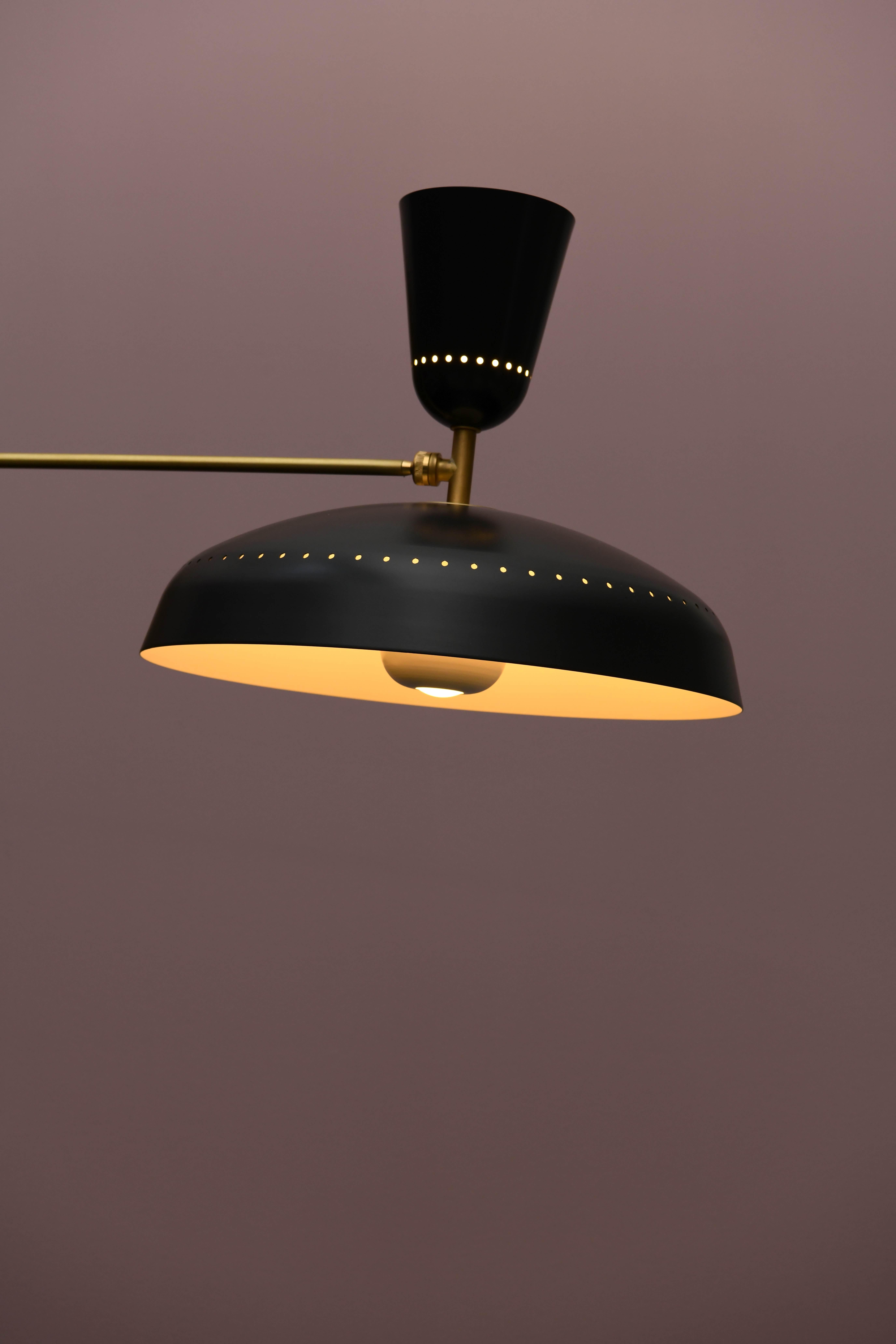 Français Grand lampadaire « G1 » de Pierre Guariche pour Sammode Studio en noir en vente