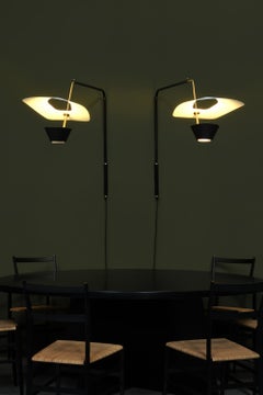 Grande lampe murale articulée « G25 » de Pierre Guariche pour Sammode Studio