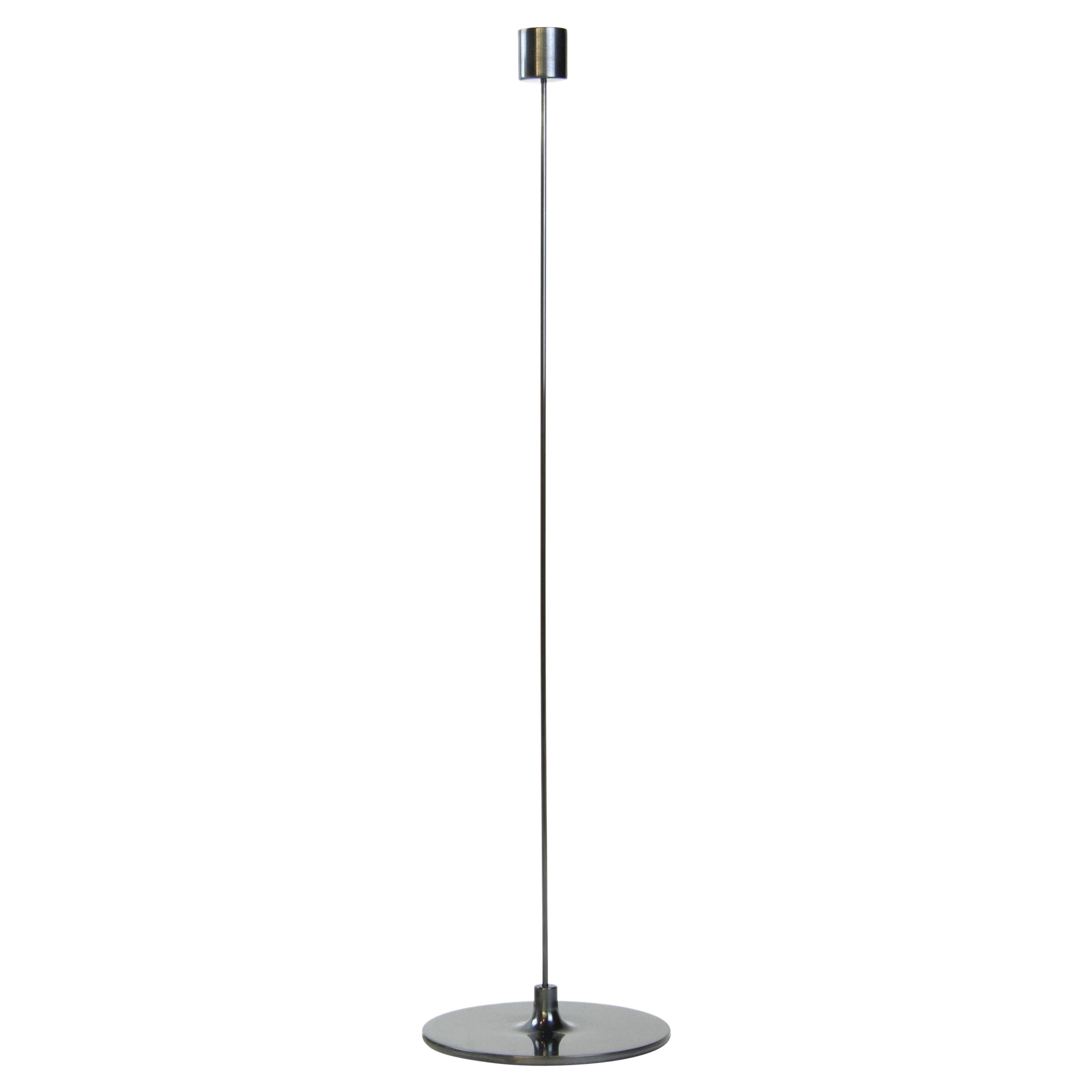 Großer Kerzenständer aus dunklem Messing mit Anstecknadel von Gentner Design