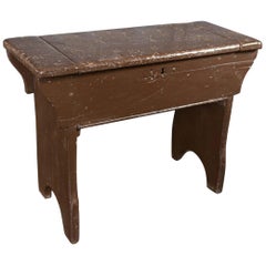 Large Pine Chapel Stool/End Table with Storage, 1880s