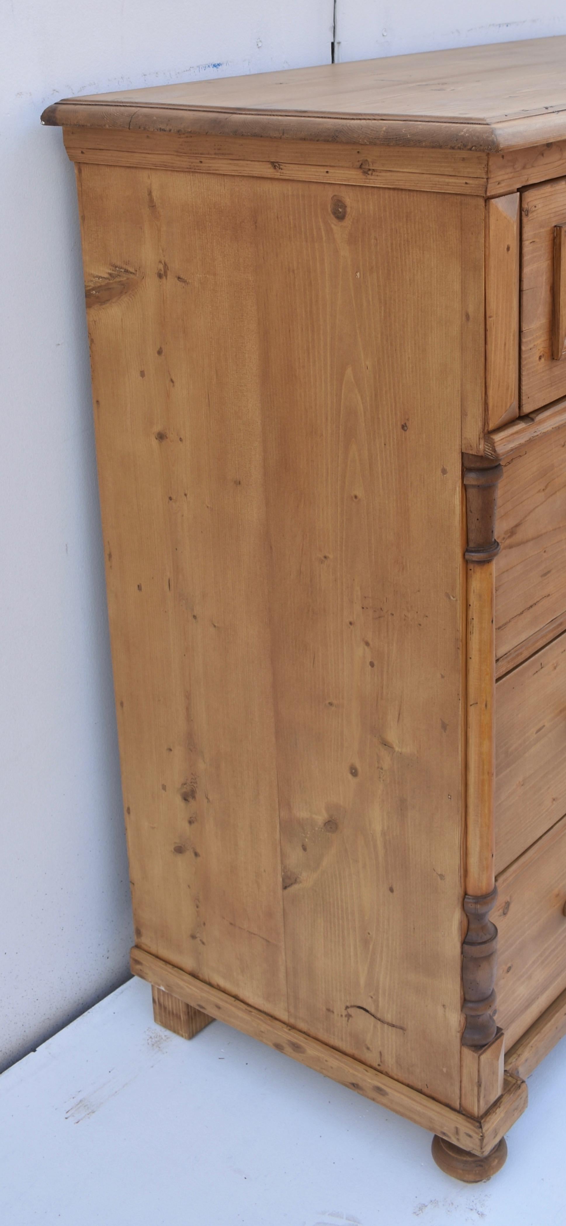 Large Pine Chest of Four Drawers 1