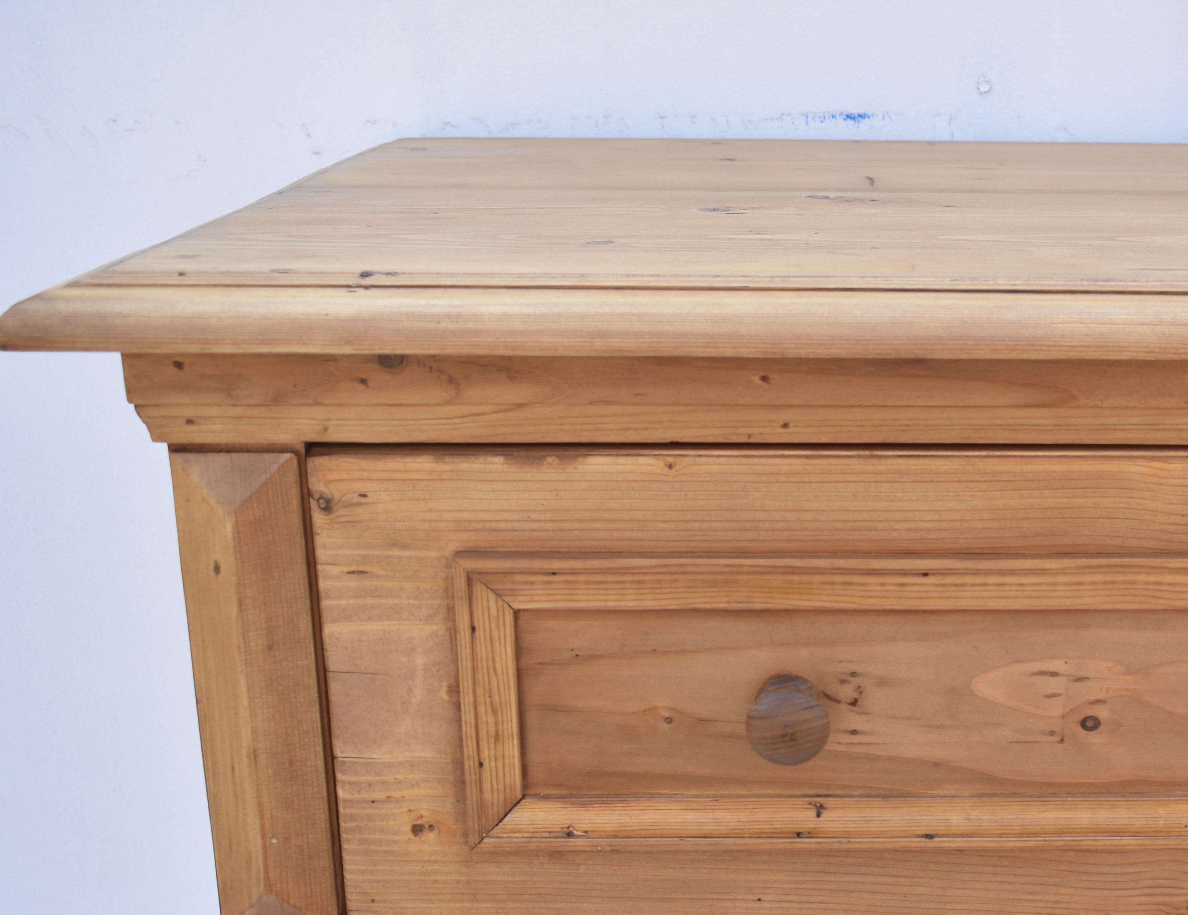 Large Pine Chest of Four Drawers 2