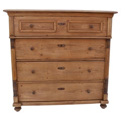 Large Pine Chest of Four Drawers