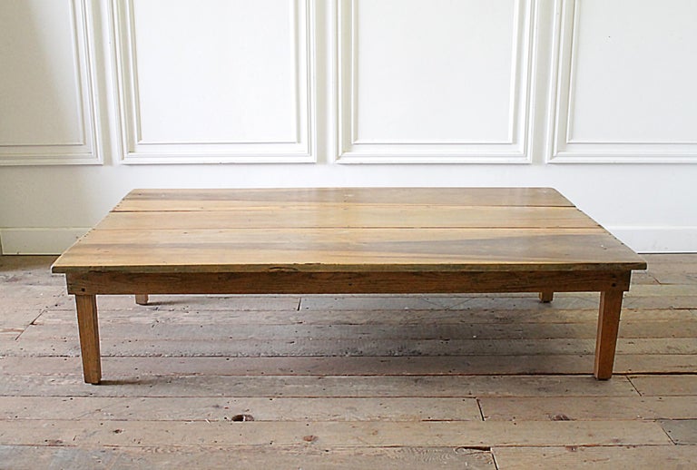 Large Pine Country Farm Style Coffee Table