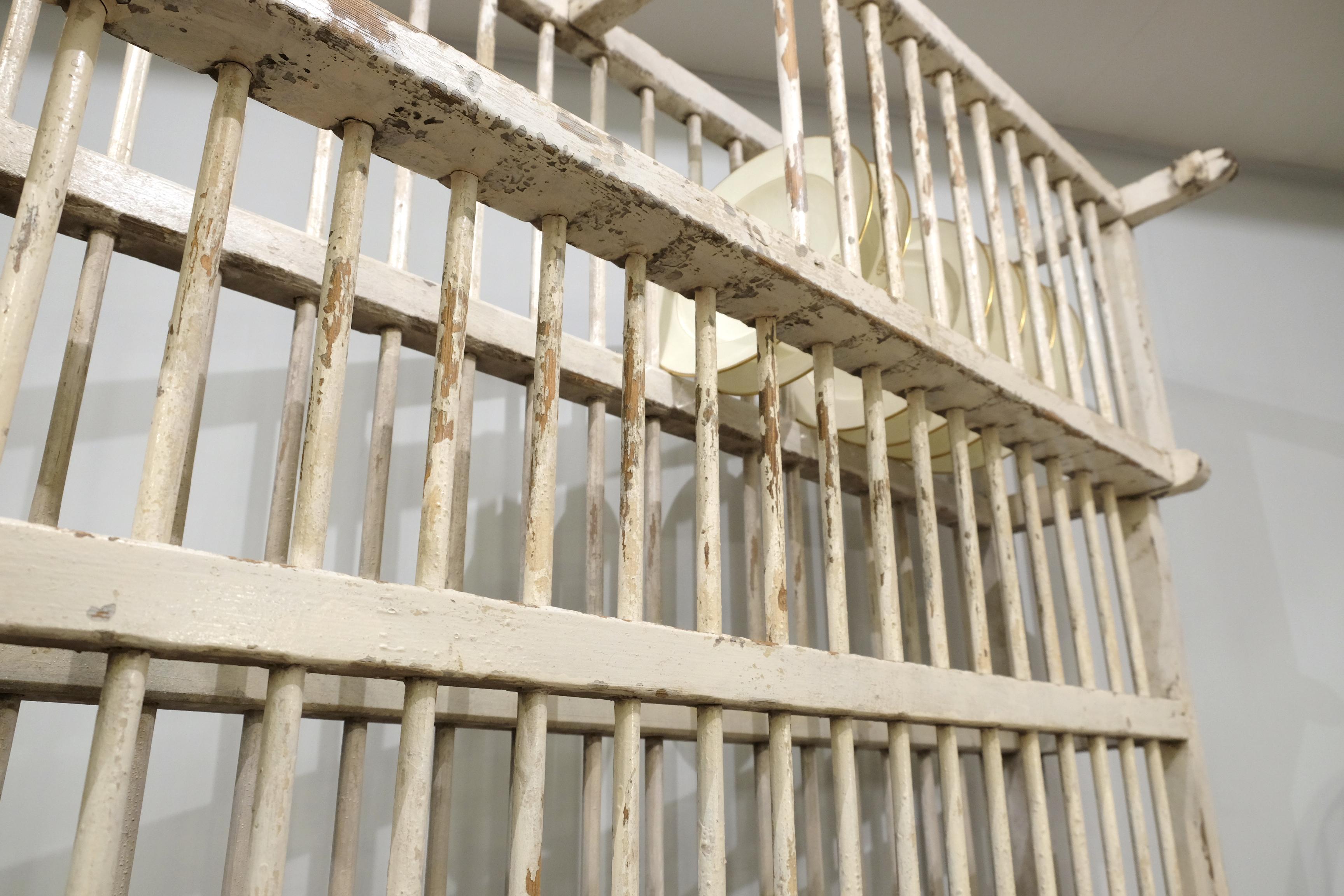 British Large Pine Country House Open Dish-Rack, Distressed White Paint, 19th Century