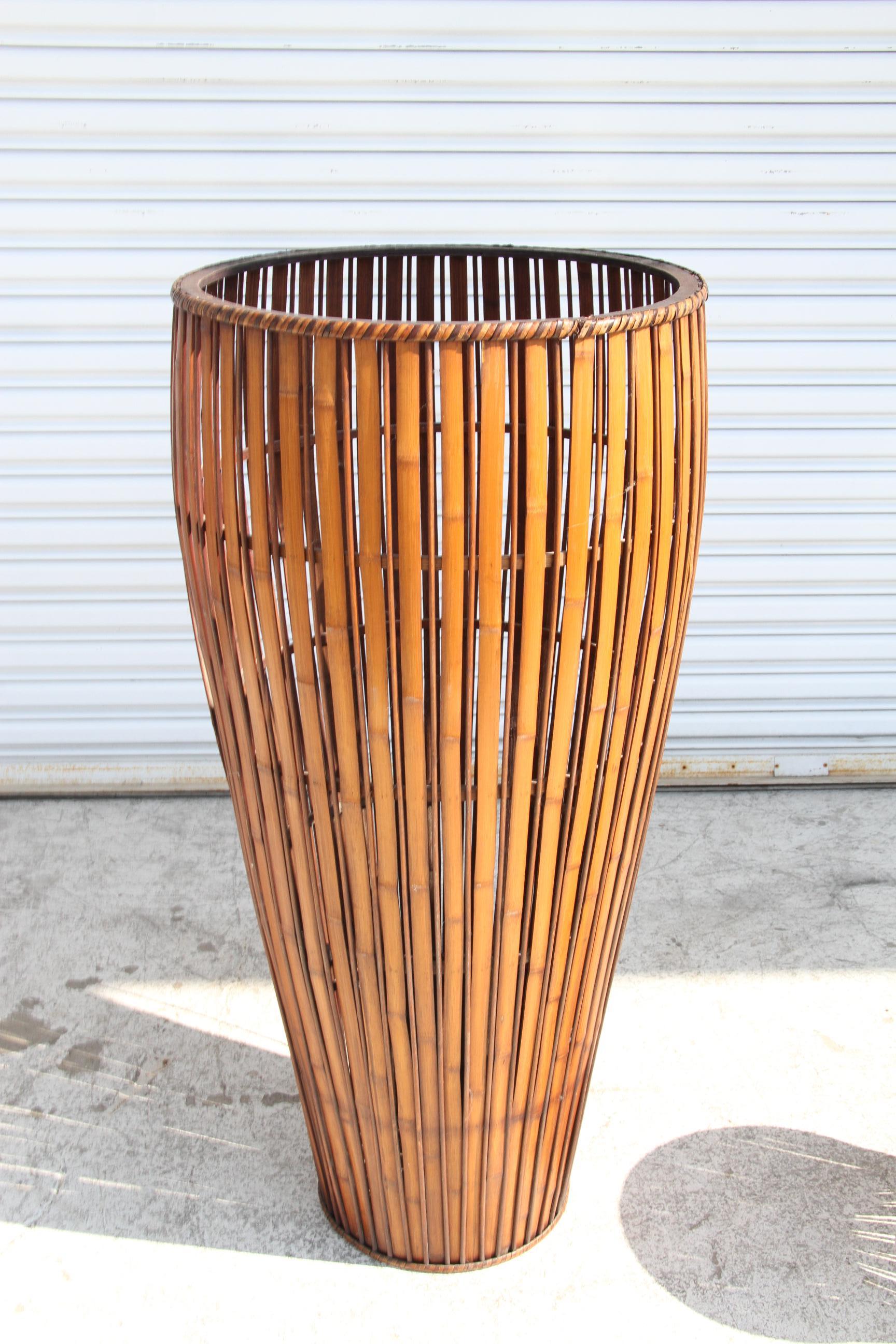 Hand-Woven Large Pineapple Shaped Basket on Stand For Sale