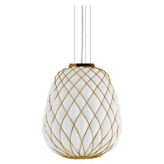 Grande lampe suspendue Pinecone en verre opalin et métal doré pour Fontana Arte