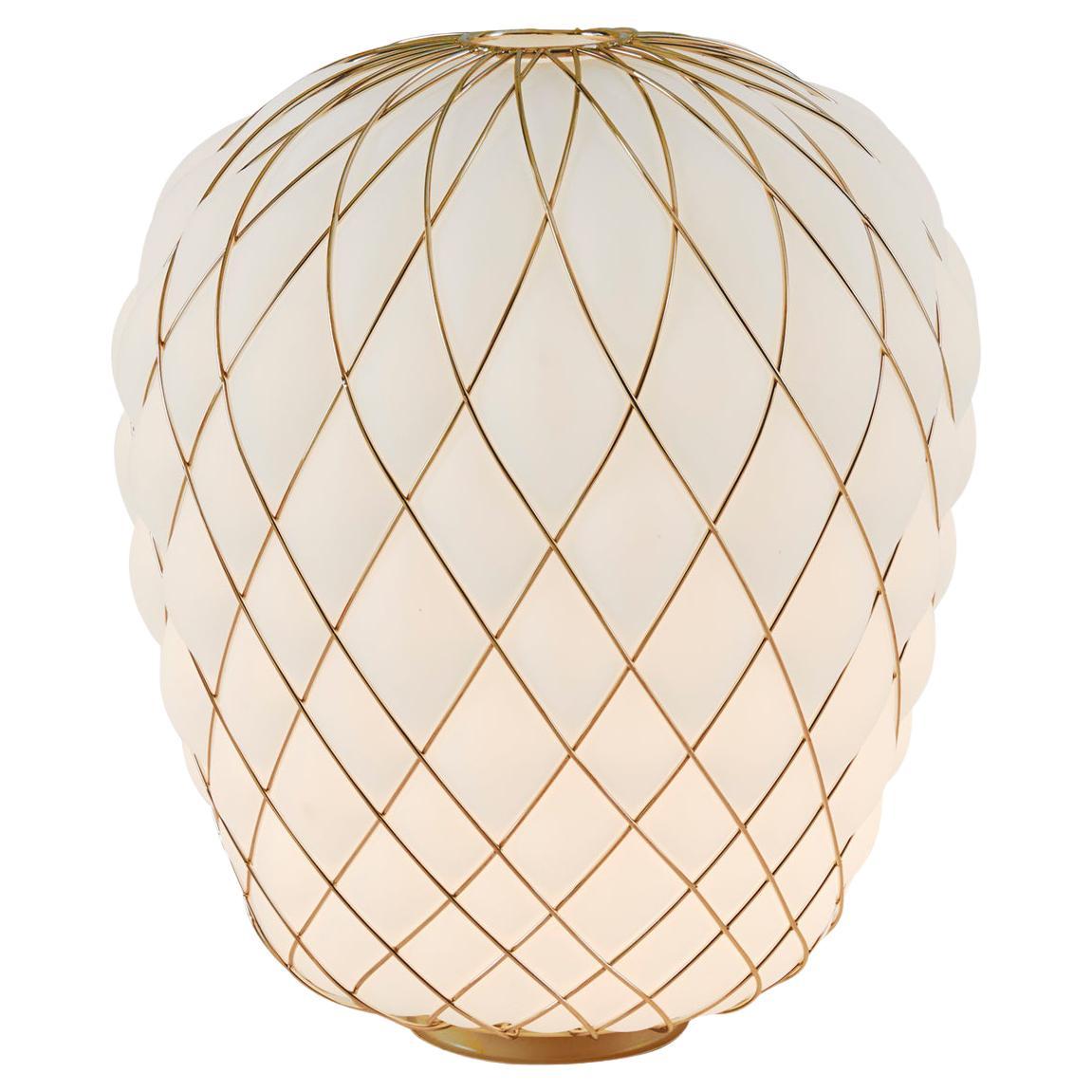 Große Tischlampe „Pinecone“ aus Opalglas und Goldmetall für Fontana Arte