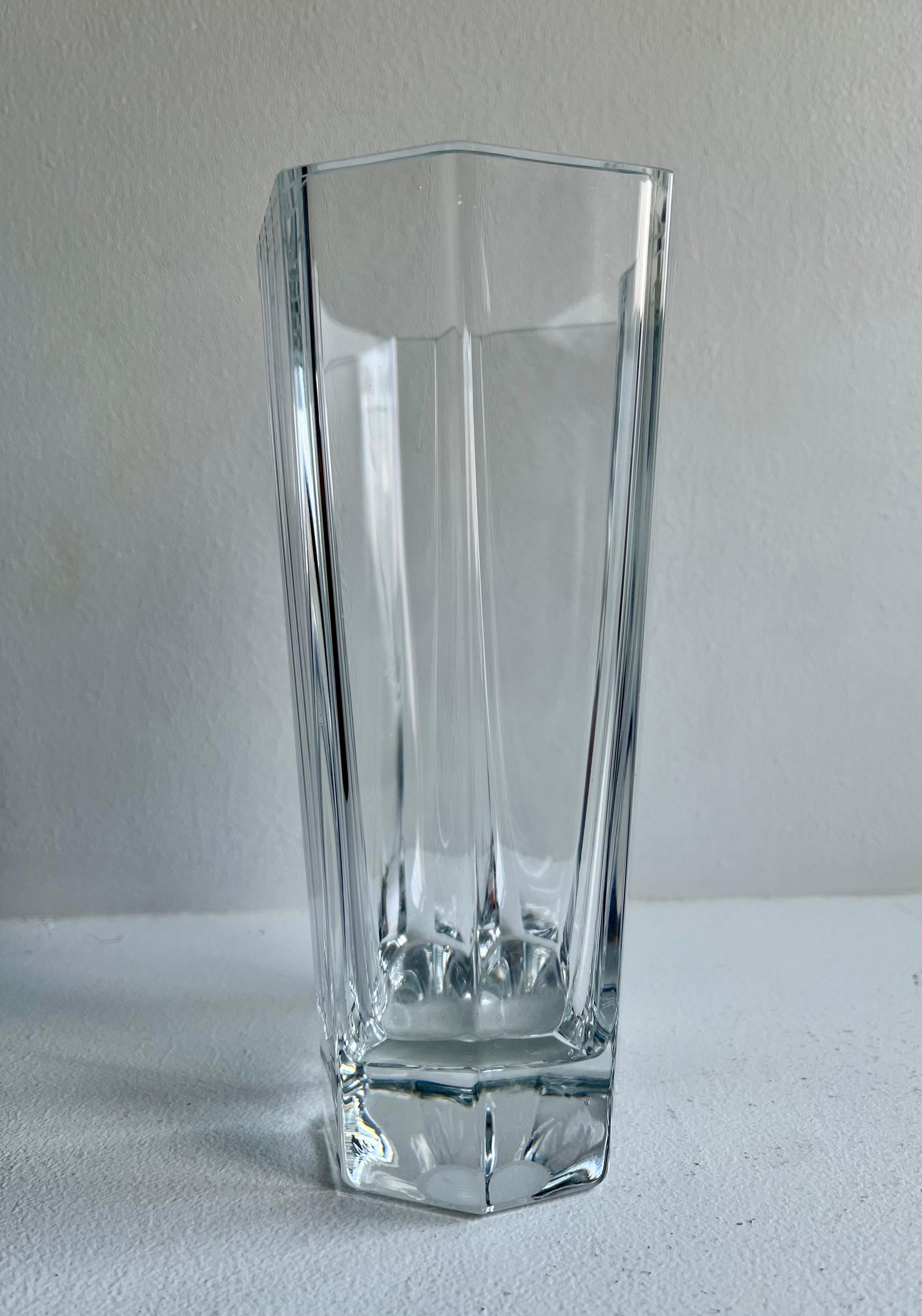 Grande vaso di cristallo Pinja di Tapio Wirkkala per Iittala, Finlandia, 1988 In condizioni buone in vendita a Philadelphia, PA