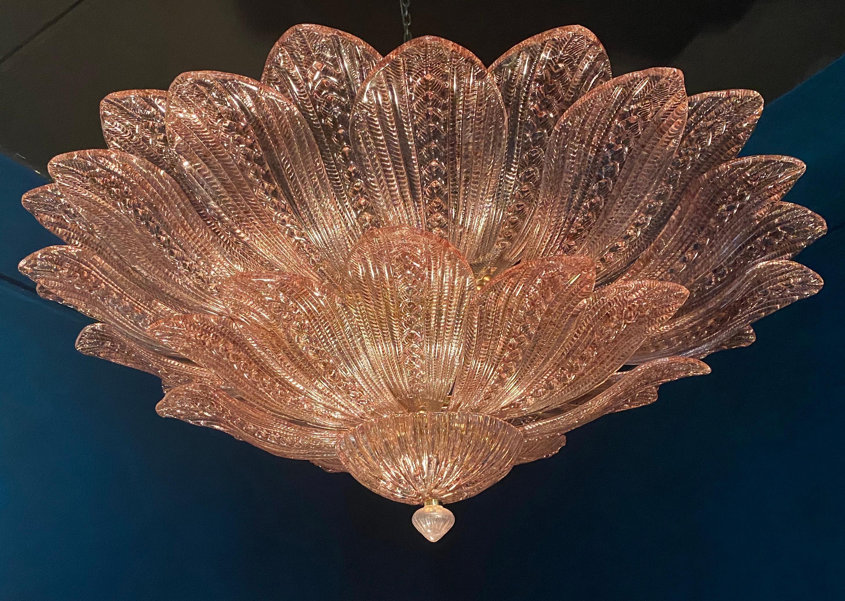 Große rosa Amethyst-Muranoglas-Deckenleuchte oder Kronleuchter mit Blättern (Glas) im Angebot