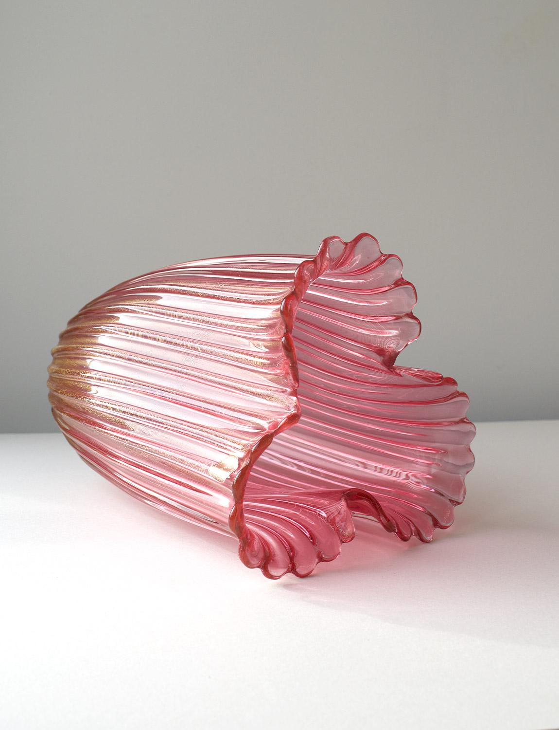 Italian Large Pink and gold 1950s Archimede Seguso Hand-blown Murano Glass Vase For Sale