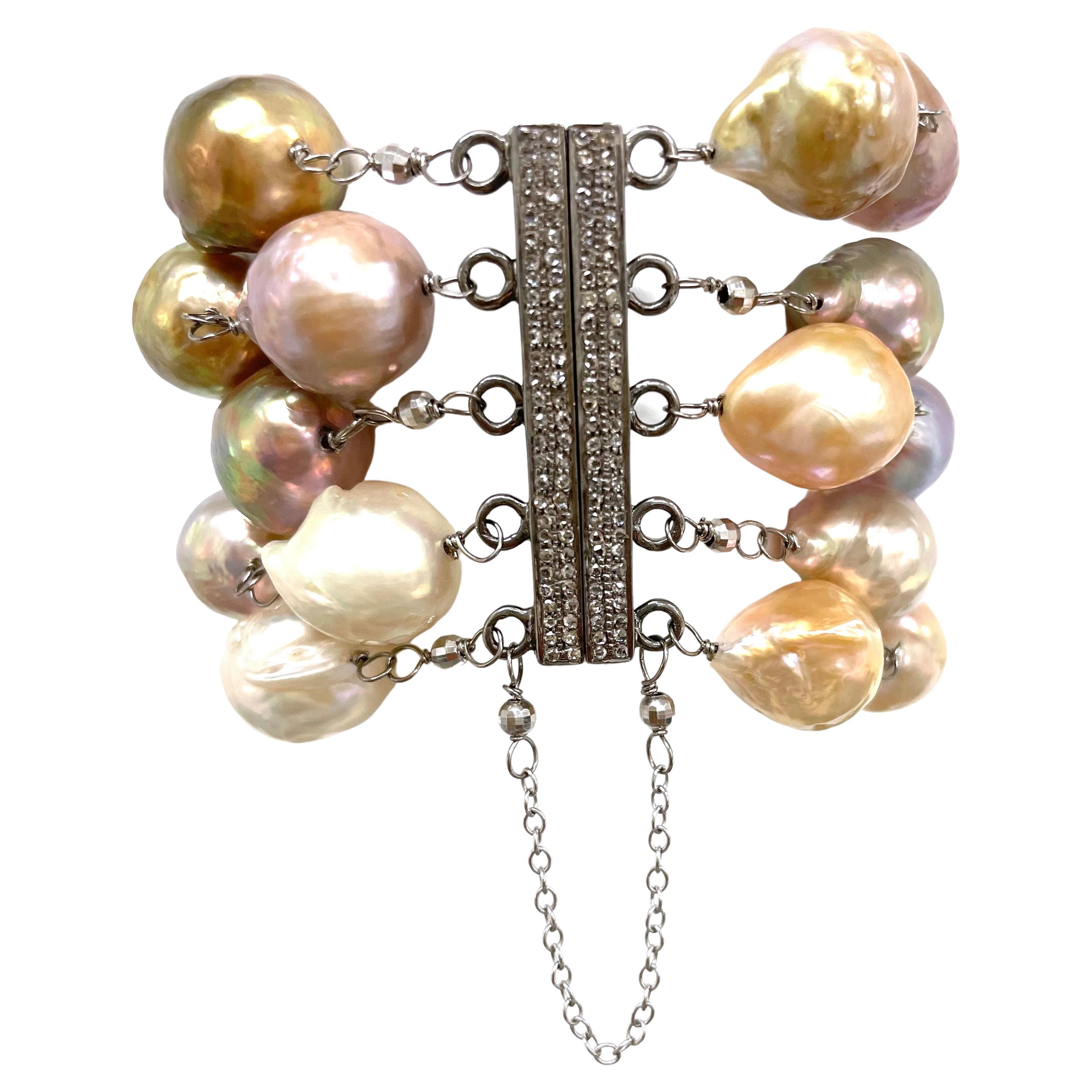Large Pink Baroque Pearls with Diamond Clasp Paradizia Bracelet For Sale 7