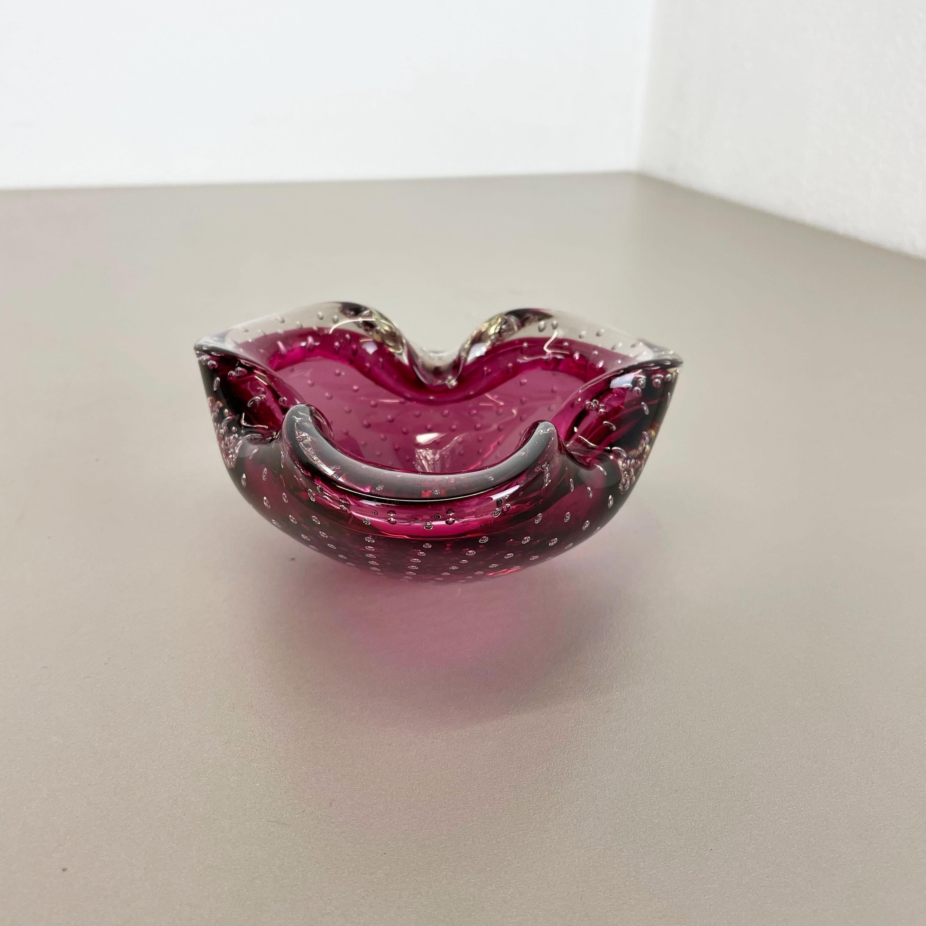 Mid-Century Modern Large Pink Murano Bubble Glass Bowl Element Shell Ashtray Murano, Italy, 1970s For Sale