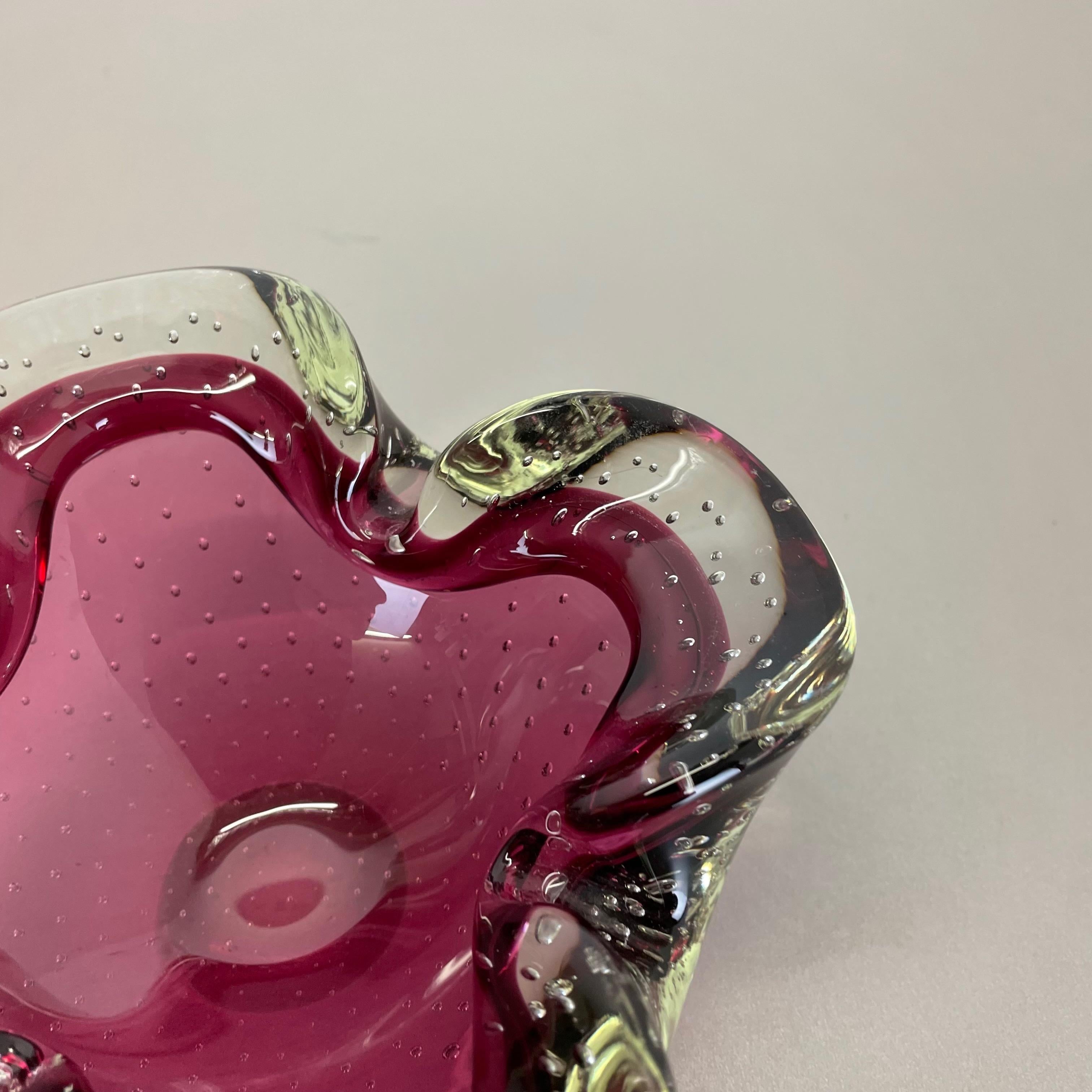 Grand cendrier en verre de Murano à bulles rose avec éléments en forme de coquillage, Murano, Italie, 1970 en vente 1