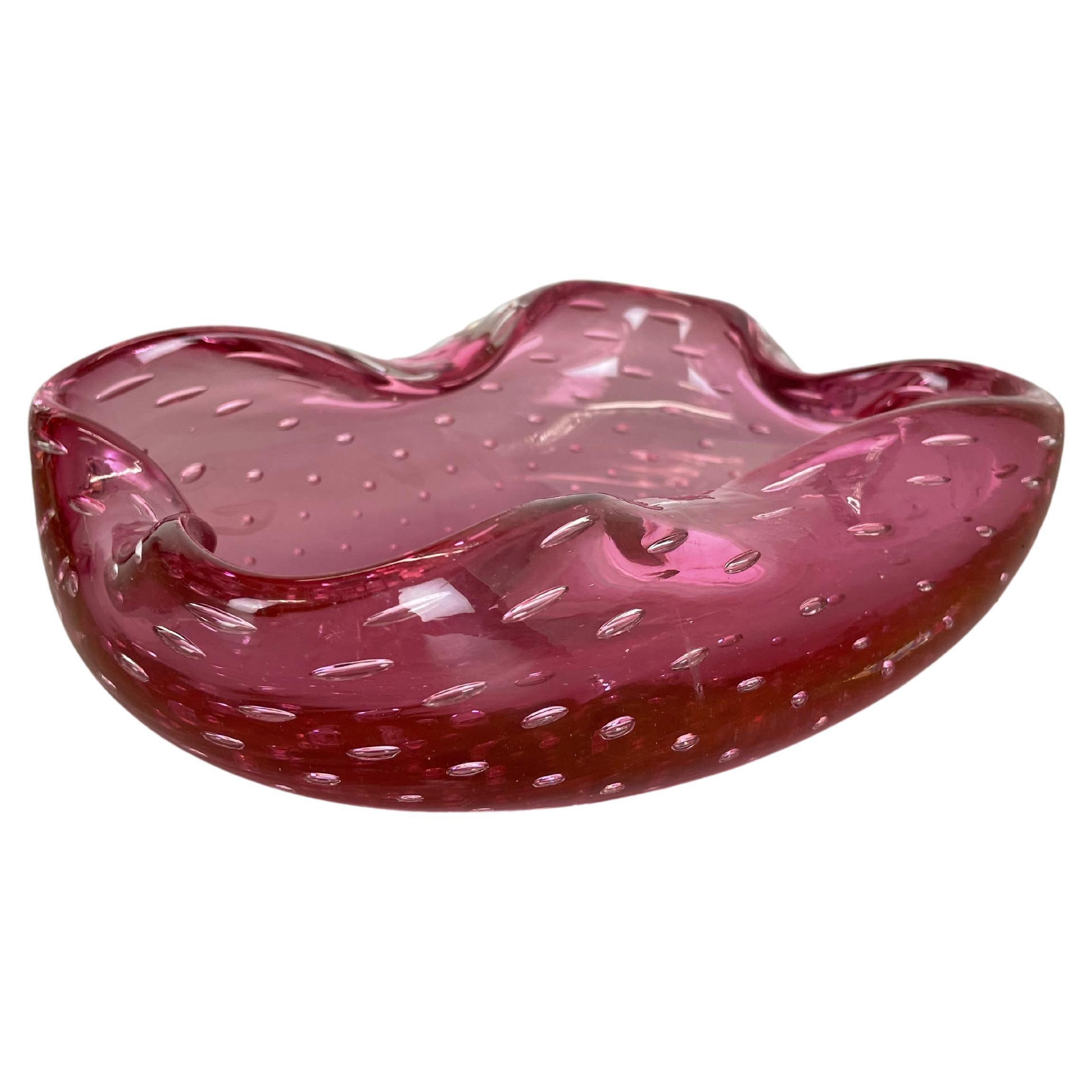 Cenicero de concha de elemento de cristal burbuja rosa de Murano, Italia, años 70