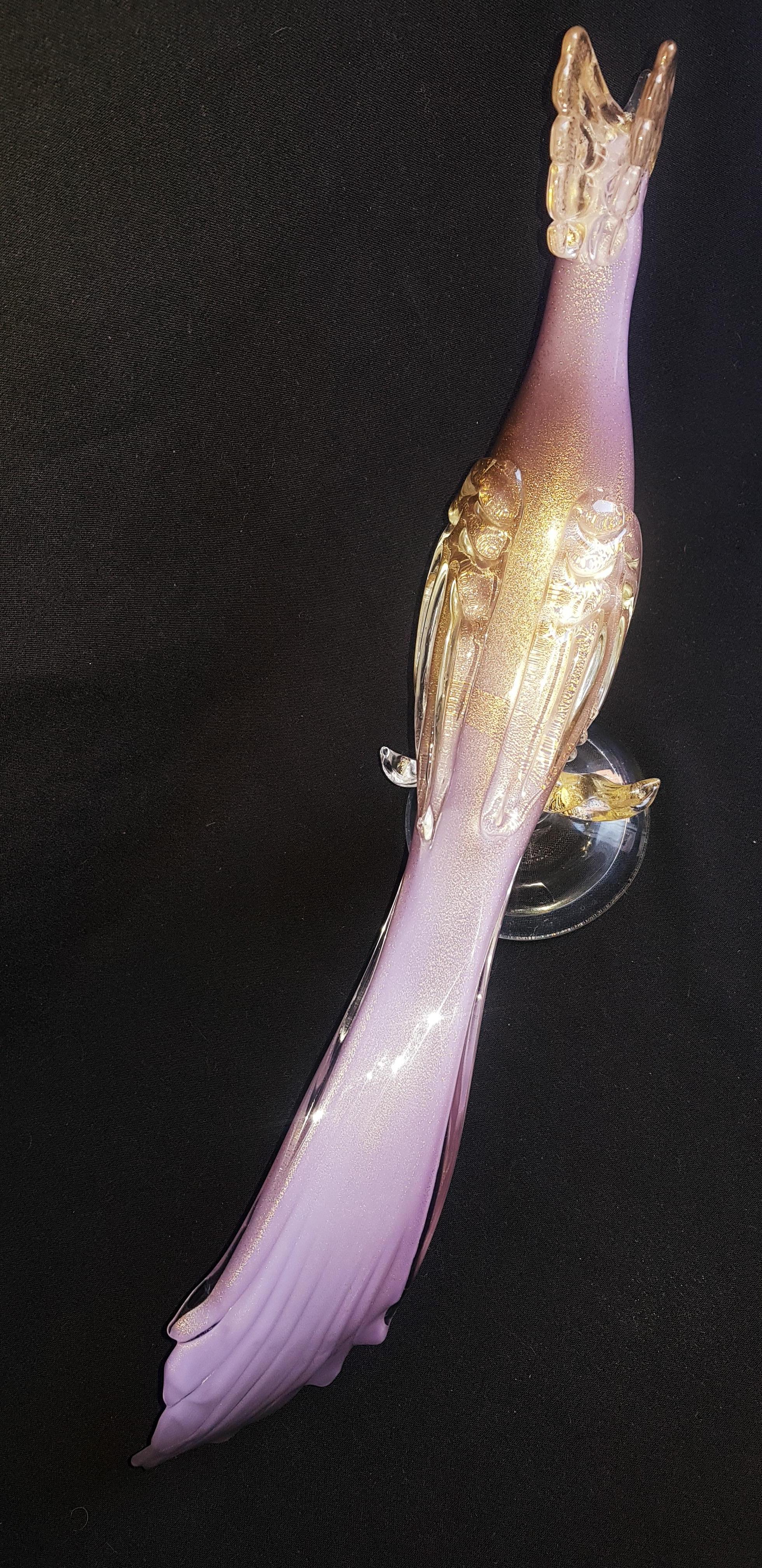 Large pink opal bird with gold leaf by Alfredo Barbini for Cenedese 1940 For Sale 1