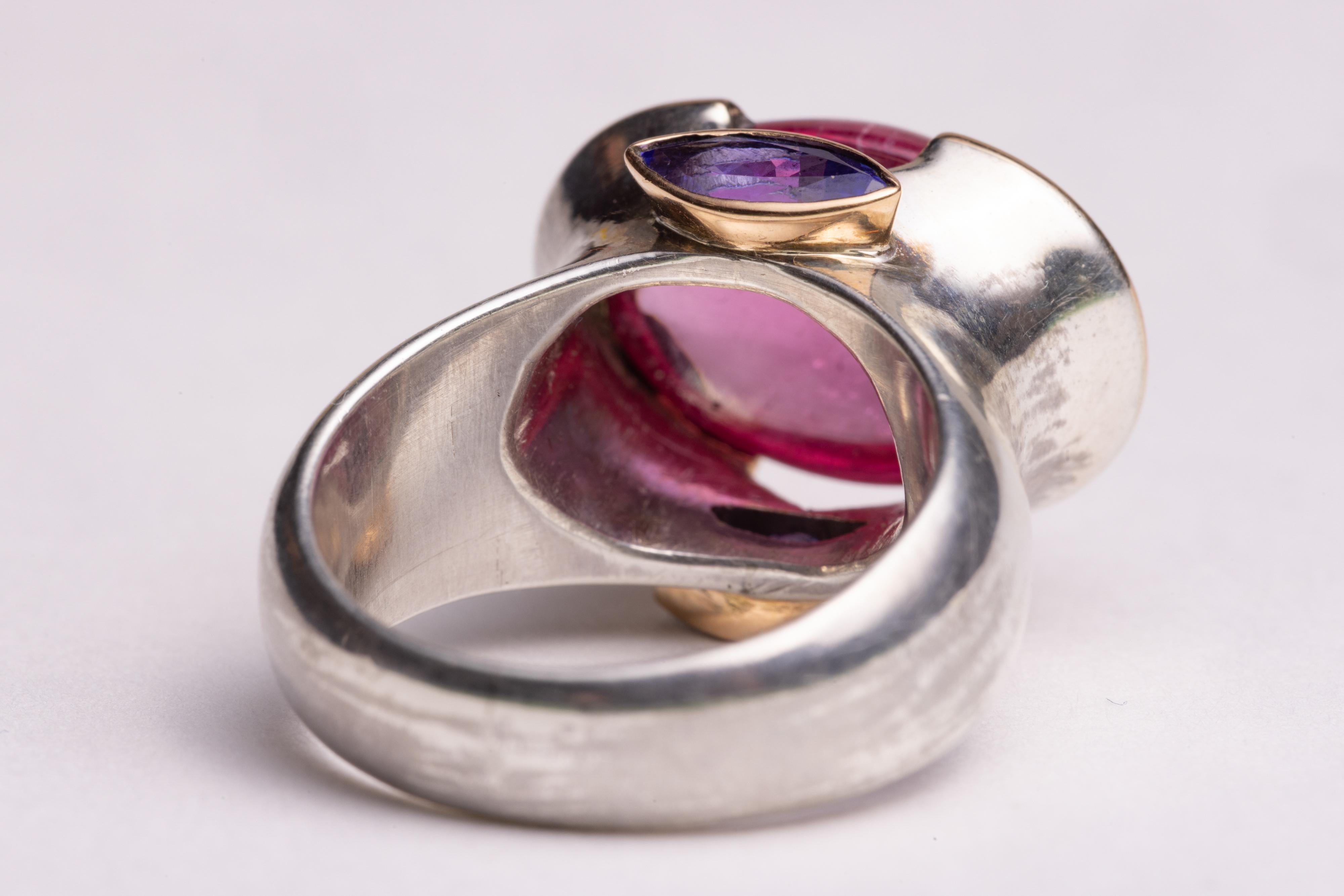 Large Pink Tourmaline Dome Ring with Tanzanite In Excellent Condition For Sale In Nantucket, MA