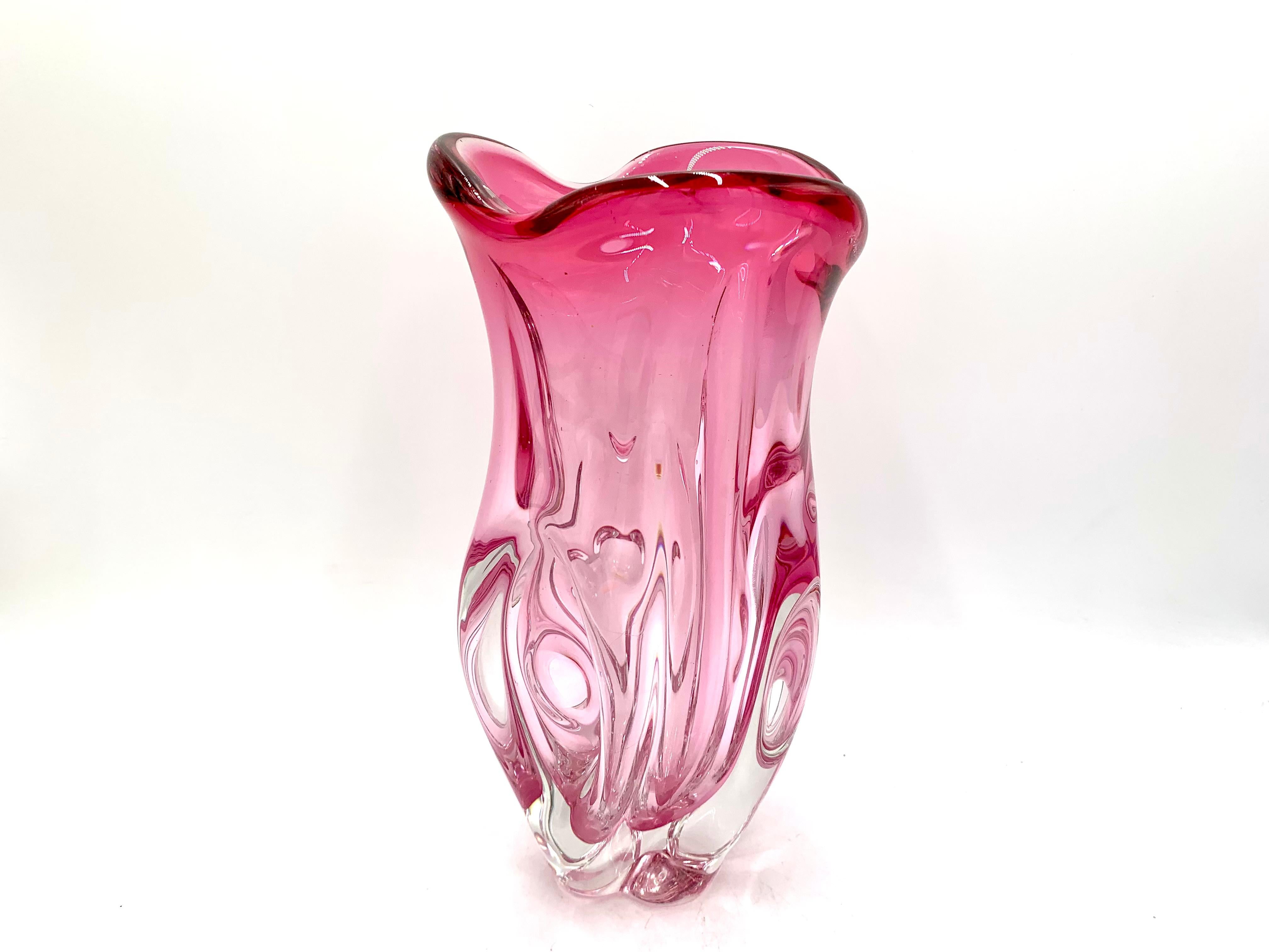 Large Pink Vase, Chribska Sklarna, Czechoslovakia, 1960s In Good Condition In Chorzów, PL