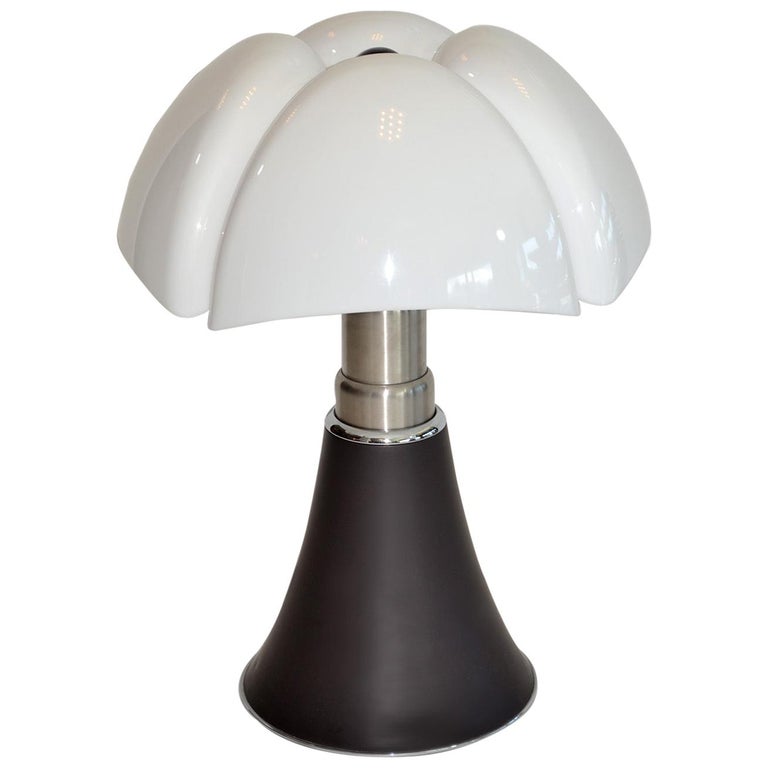 Large Pipistrello Table Lamp by Gae Aulenti for Martinelli Luce at 1stDibs  | gae aulenti pipistrello