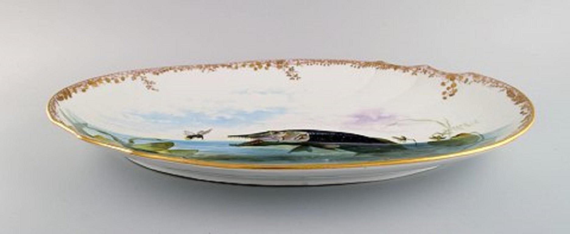 Czech Large Pirkenhammer Serving Dish in Porcelain with Hand-Painted Fish, Early 20th For Sale