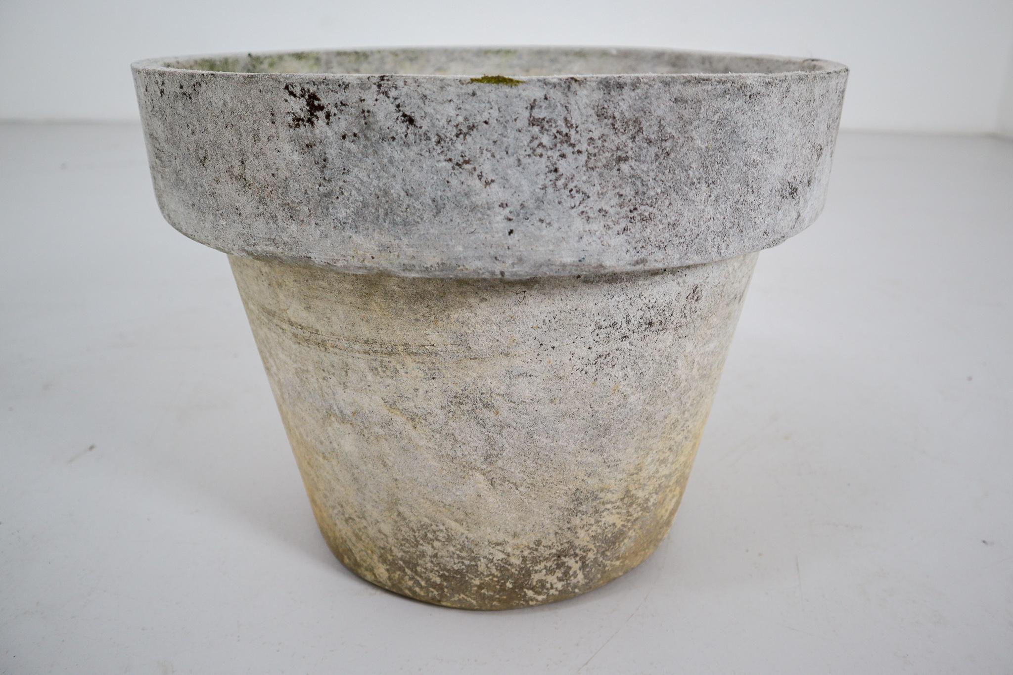 Swiss Large Planter in the Shape of Flower Pot by Willy Guhl for Eternit