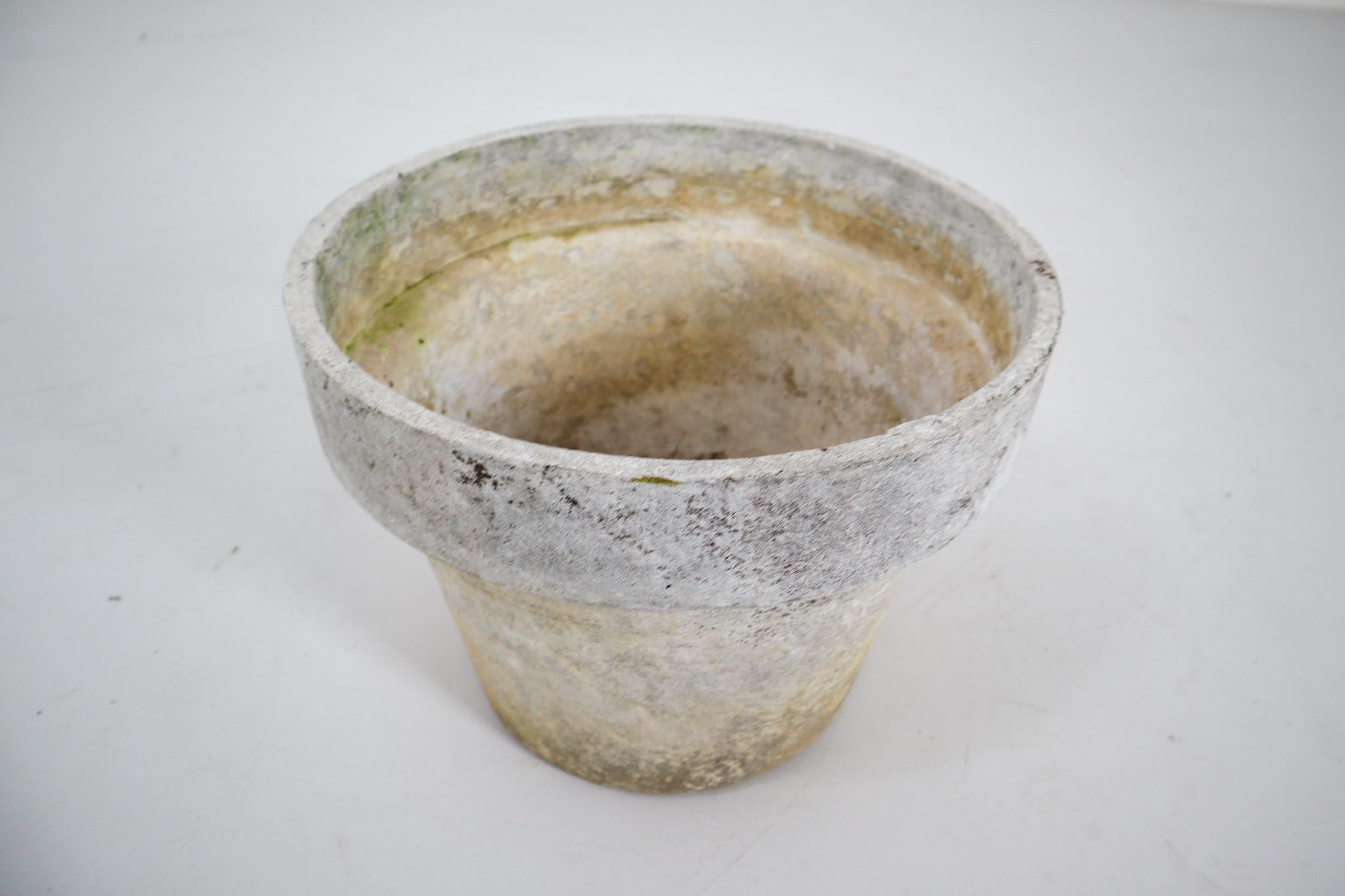 20th Century Large Planter in the Shape of Flower Pot by Willy Guhl for Eternit
