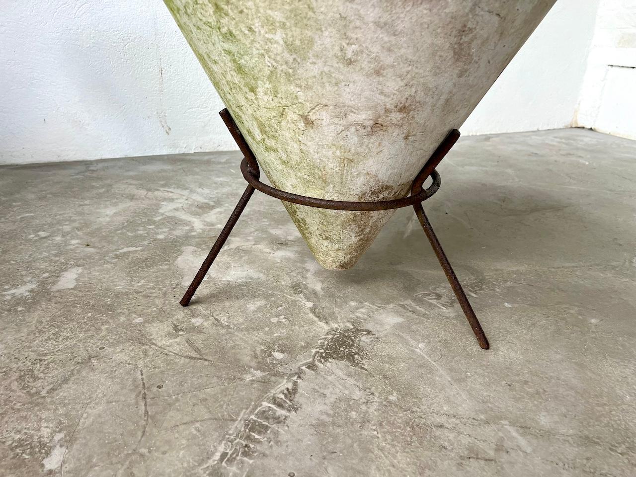 Grande jardinière Willy Guhl de France, années 1950 6
