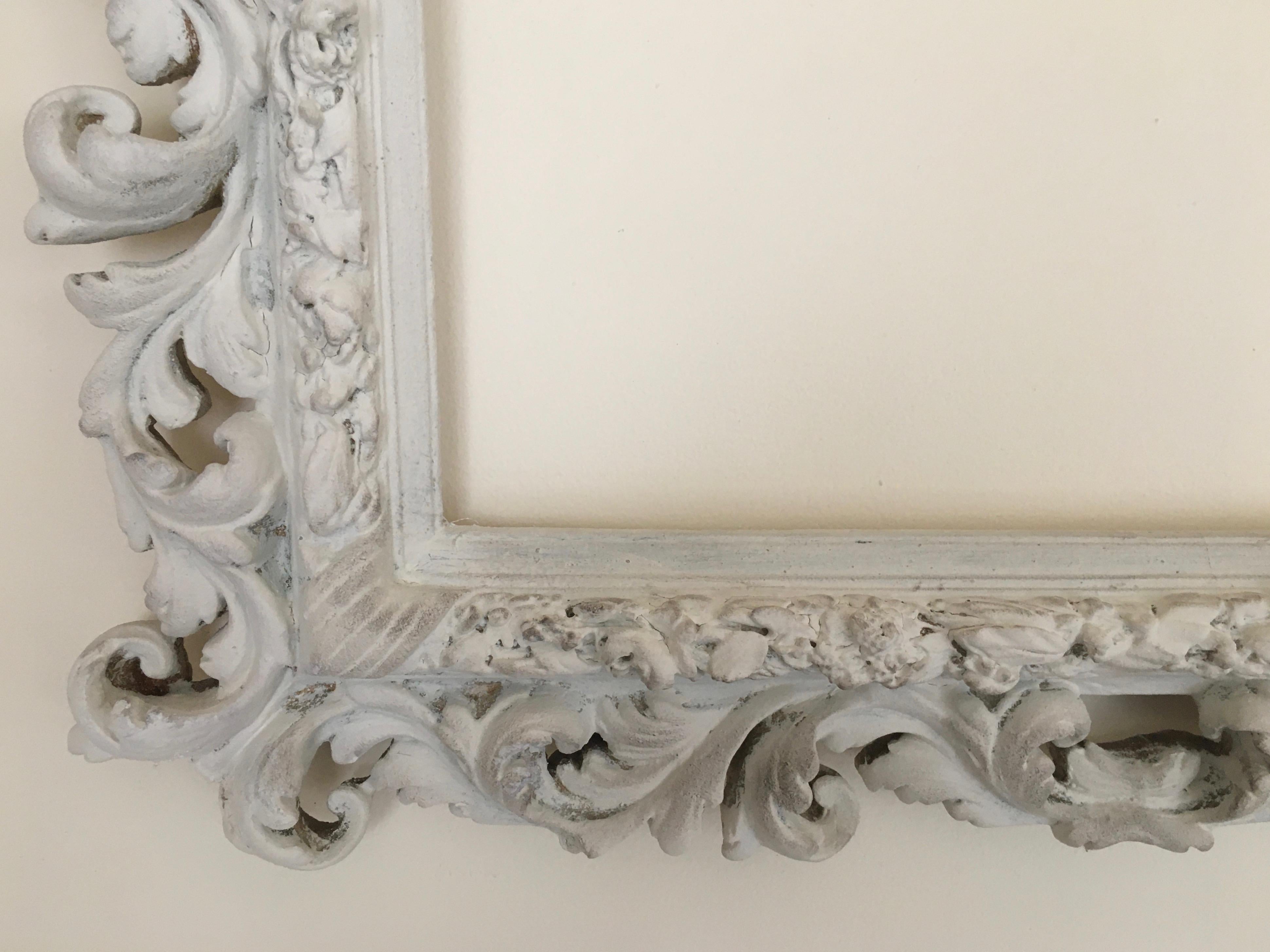 Français Grand miroir baroque dans le style de Serge Roche en vente