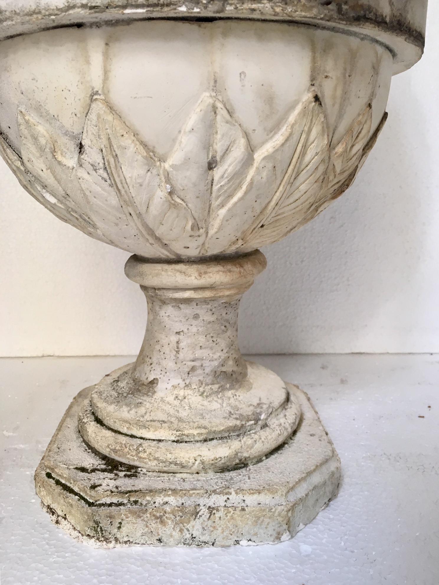 Large Plaster Vase Antique Style In Good Condition In Madrid, ES
